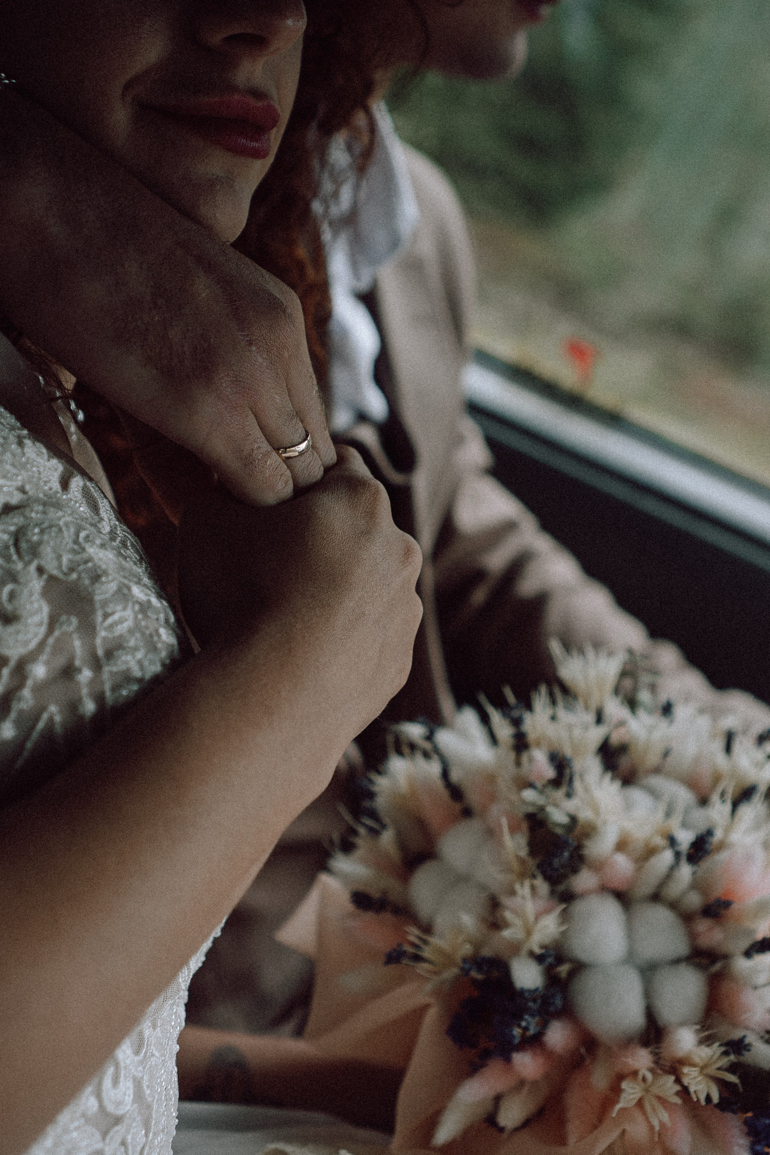 СВАДЕБНАЯ ФОТОСЕССИИЯ ПАРЫ В ГОРОДЕ ПРИОЗЕРСК В СОСНОВОМ ЛЕСУ И С ПИКАПОМ. Профессиональный фотограф, Санкт-Петербург — Виктория Богомолова