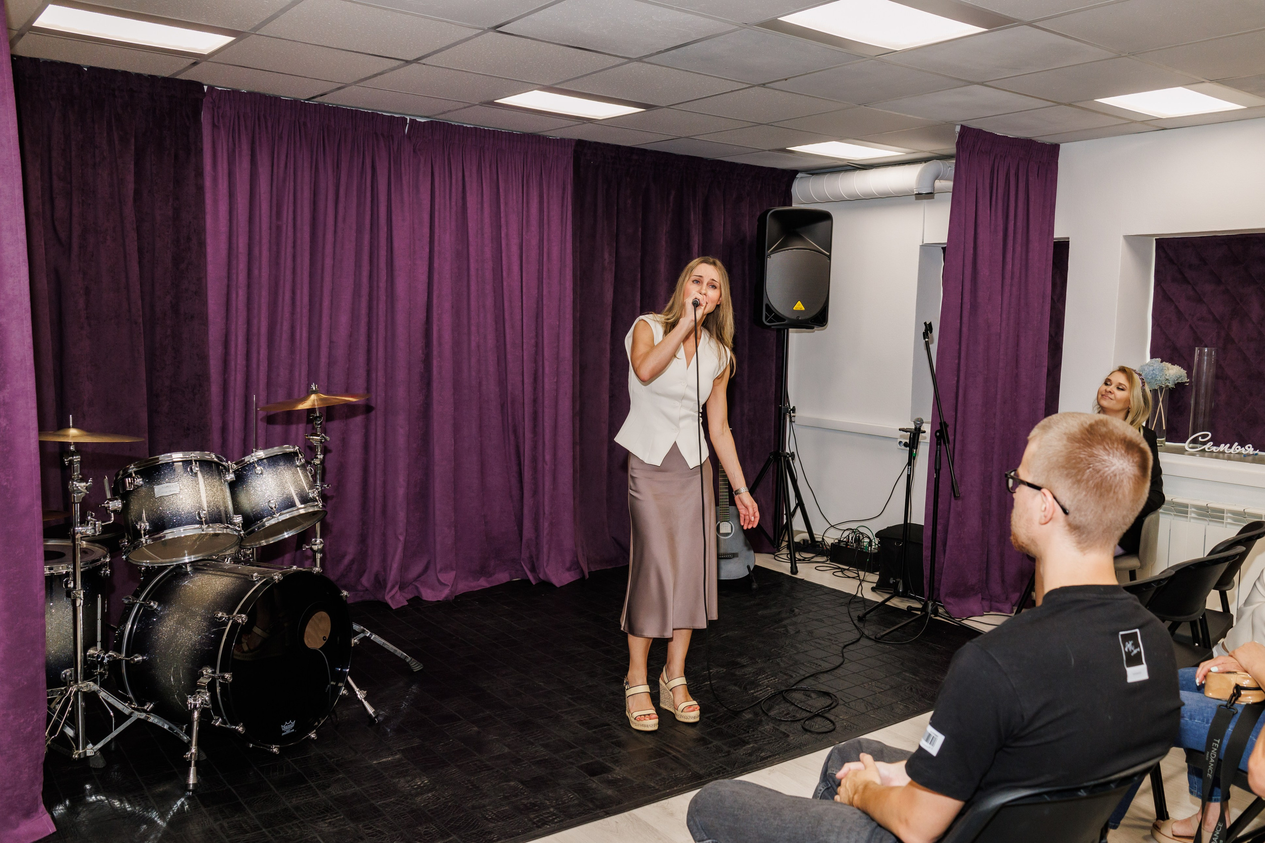 «Квартирник» вокальной студии. Фотограф в Москве Дмитрий Емельянов