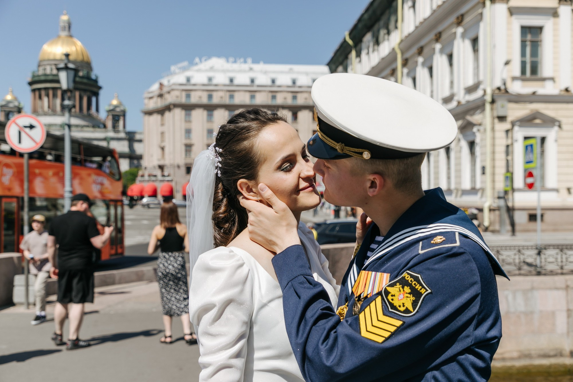 фотограф на свадьбу в спб, дворец бракосочетания в спб, подать документы для регистрации брака, загс петербурга петергоф, свадебный фотограф в спб, букет для невесты купить, костюм на свадьбу выбрать где спб, аренда машины на свадьбу
