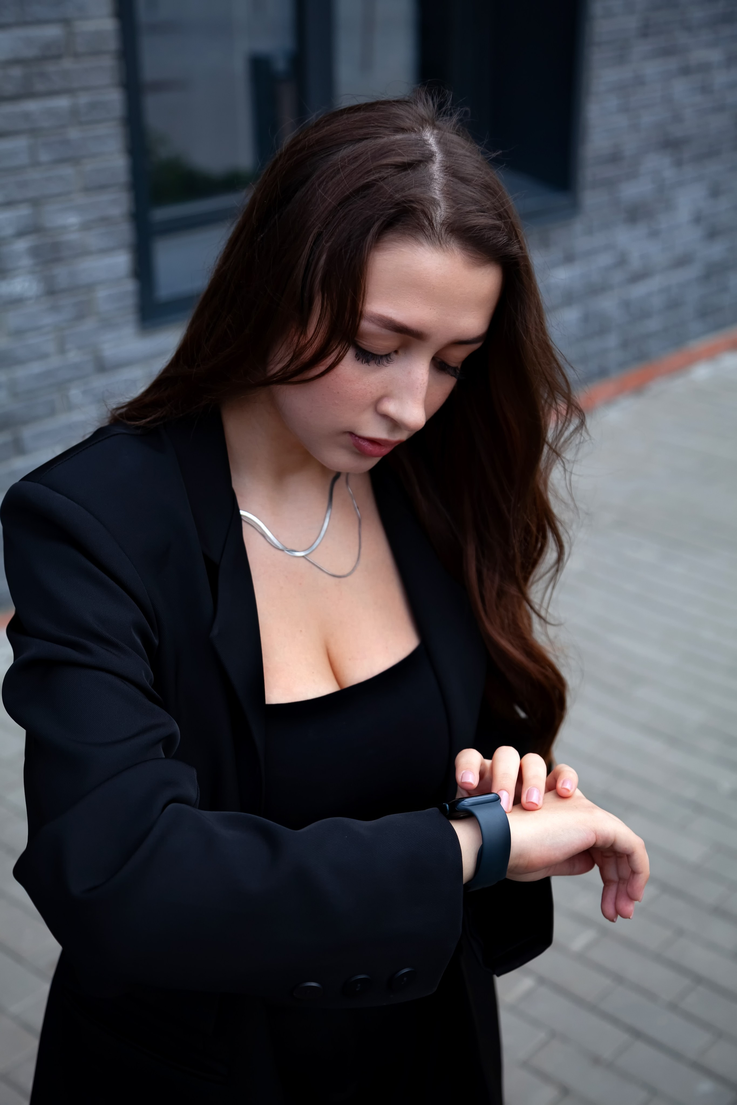 Она знает, как выглядеть стильно, даже если в запасе всего 5 минут. Фотограф в Томске Евгения Гуляева