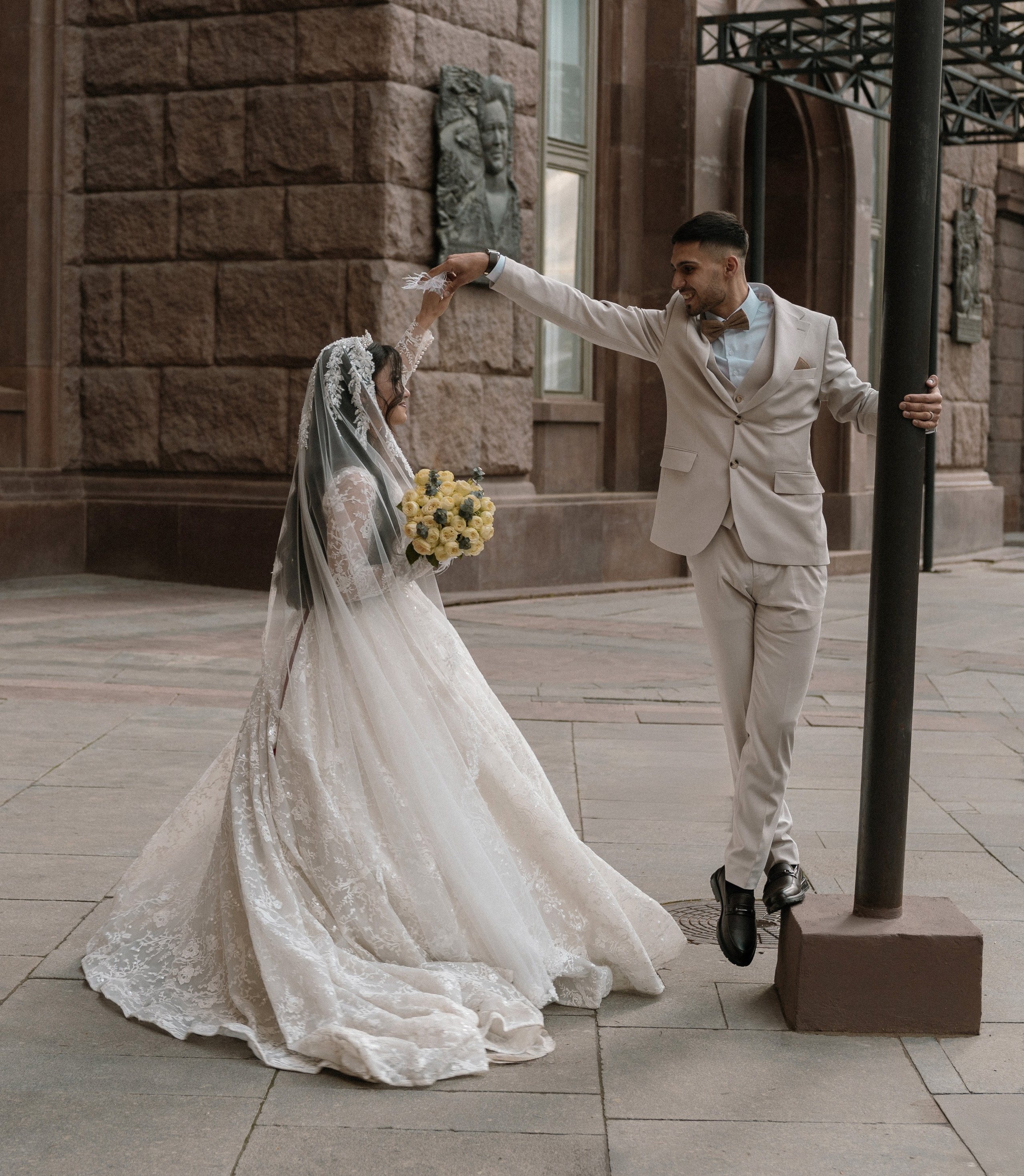Свадебная прогулка на Котельнической. Азиз и Нармин. Семейный фотограф в Москве Алёна Чача