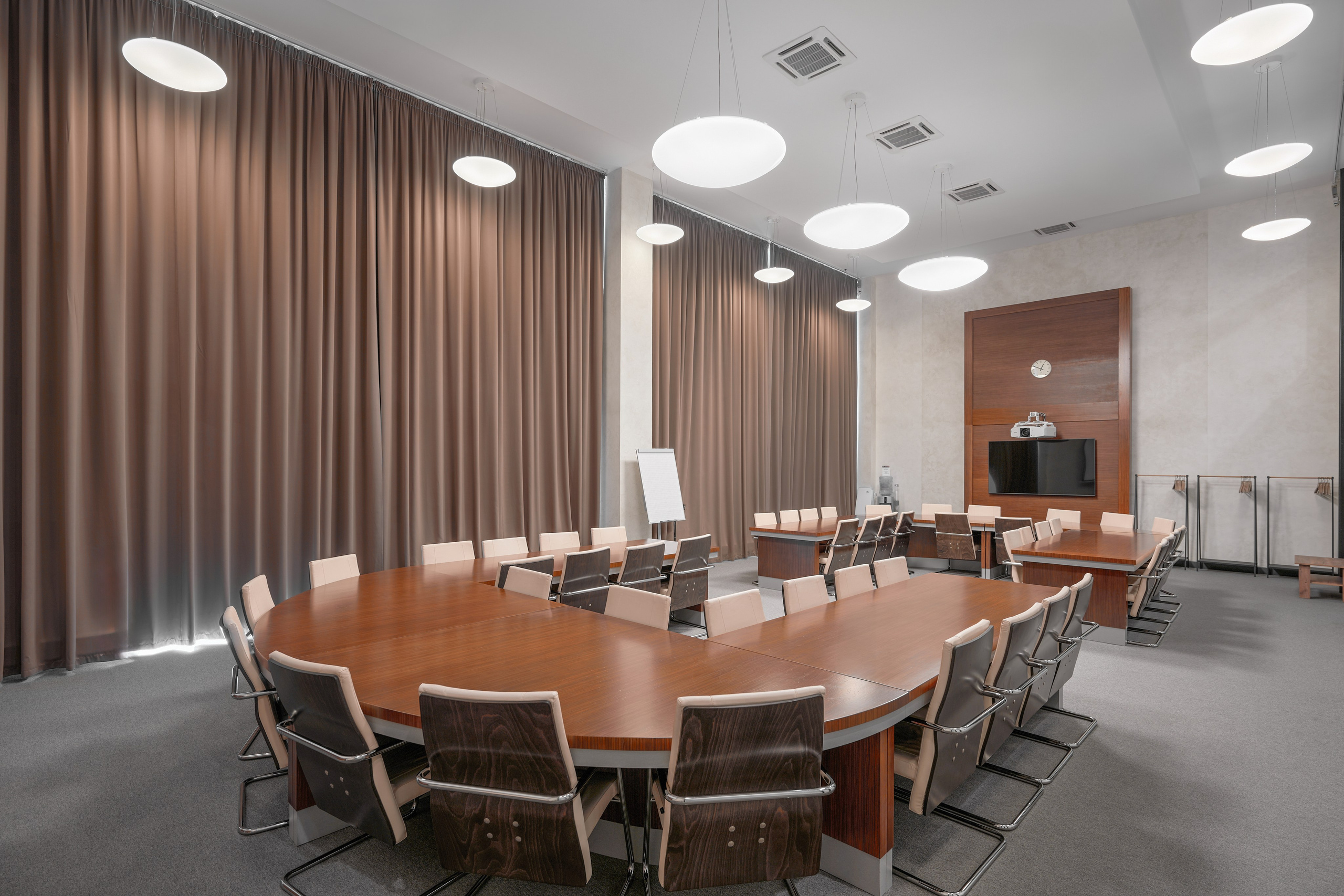 ИГОРА ЛЕДОВЫЙ