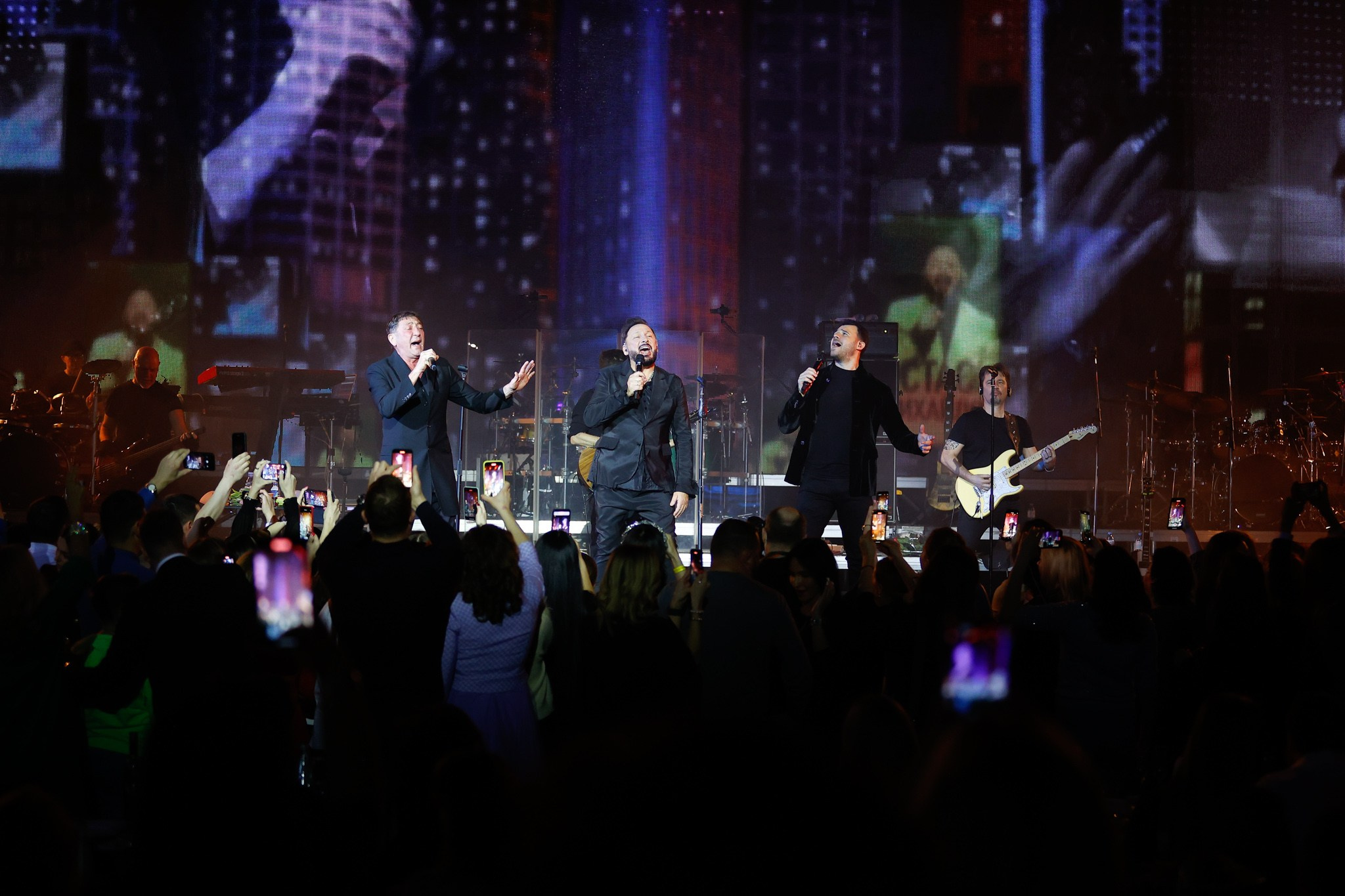 8 МАРТА @CROCUS CITY HALL