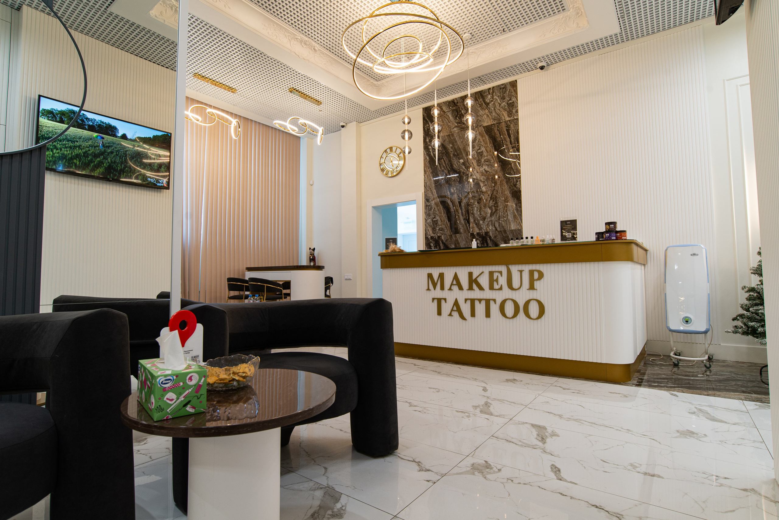 Интерьерная съёмка салонов красоты Makeup Tattoo. Репортажный и персональный фотограф в Москве