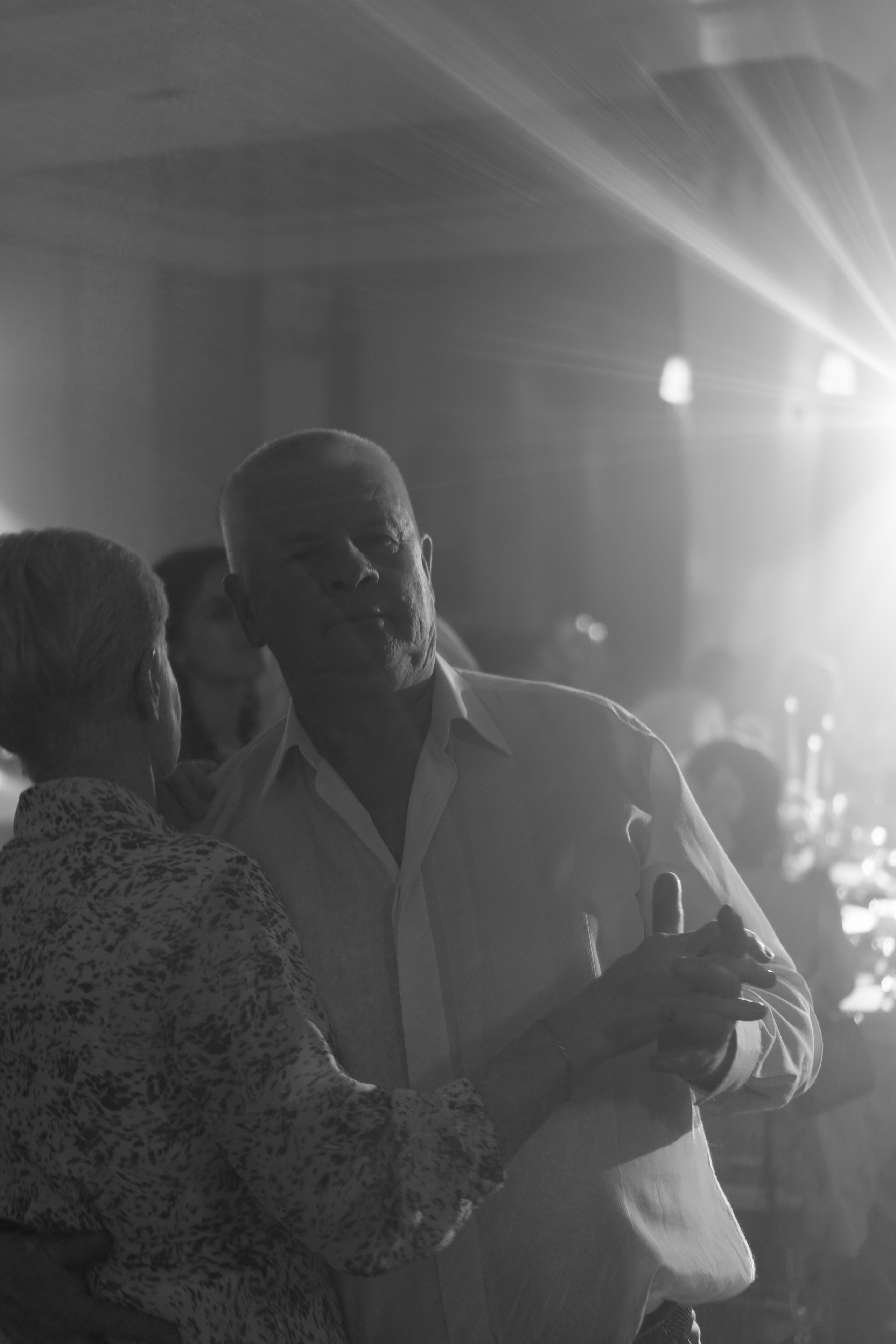 СЬЕМКА СВАДЕБНОГО БАНКЕТА (СНЯТО В СИБИРЕ В НИЖНЕВАРТОВСКЕ). Профессиональный фотограф, Санкт-Петербург — Виктория Богомолова