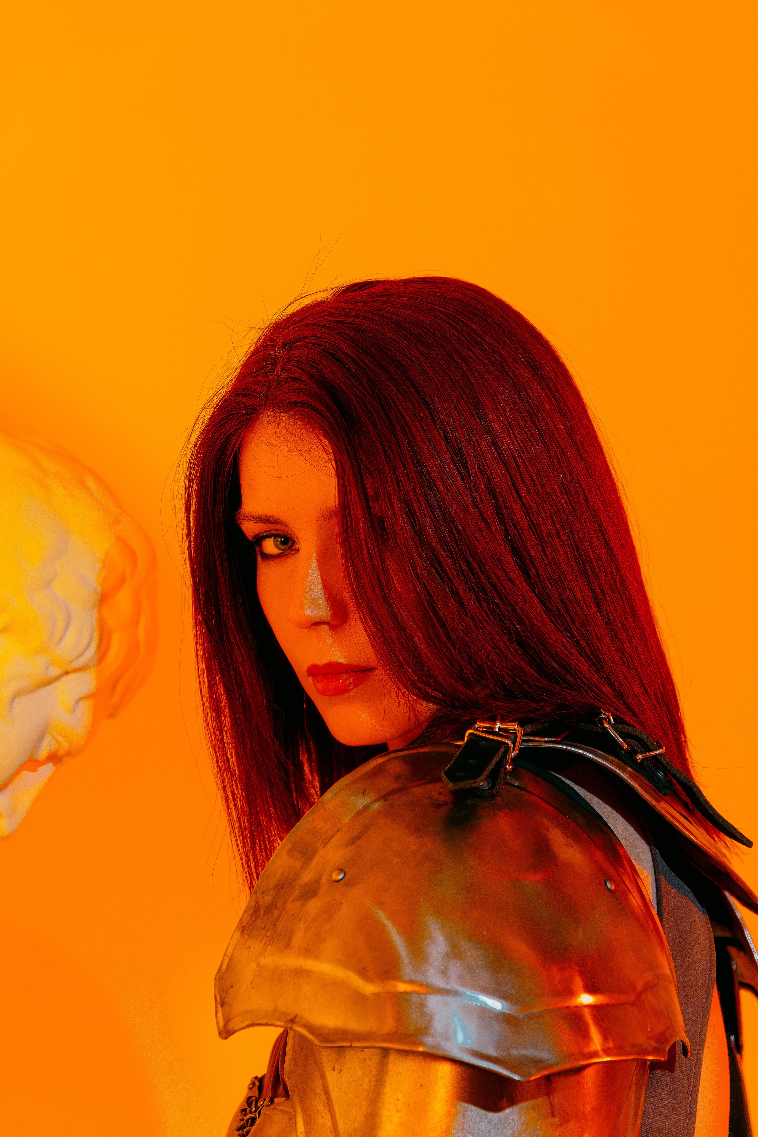 Женский креативный фотограф в Ростове на Дону. Прекрасный портрет девушки. Портретный фотограф Ростов-на-Дону. Женская эстетика и красота женского дела. 