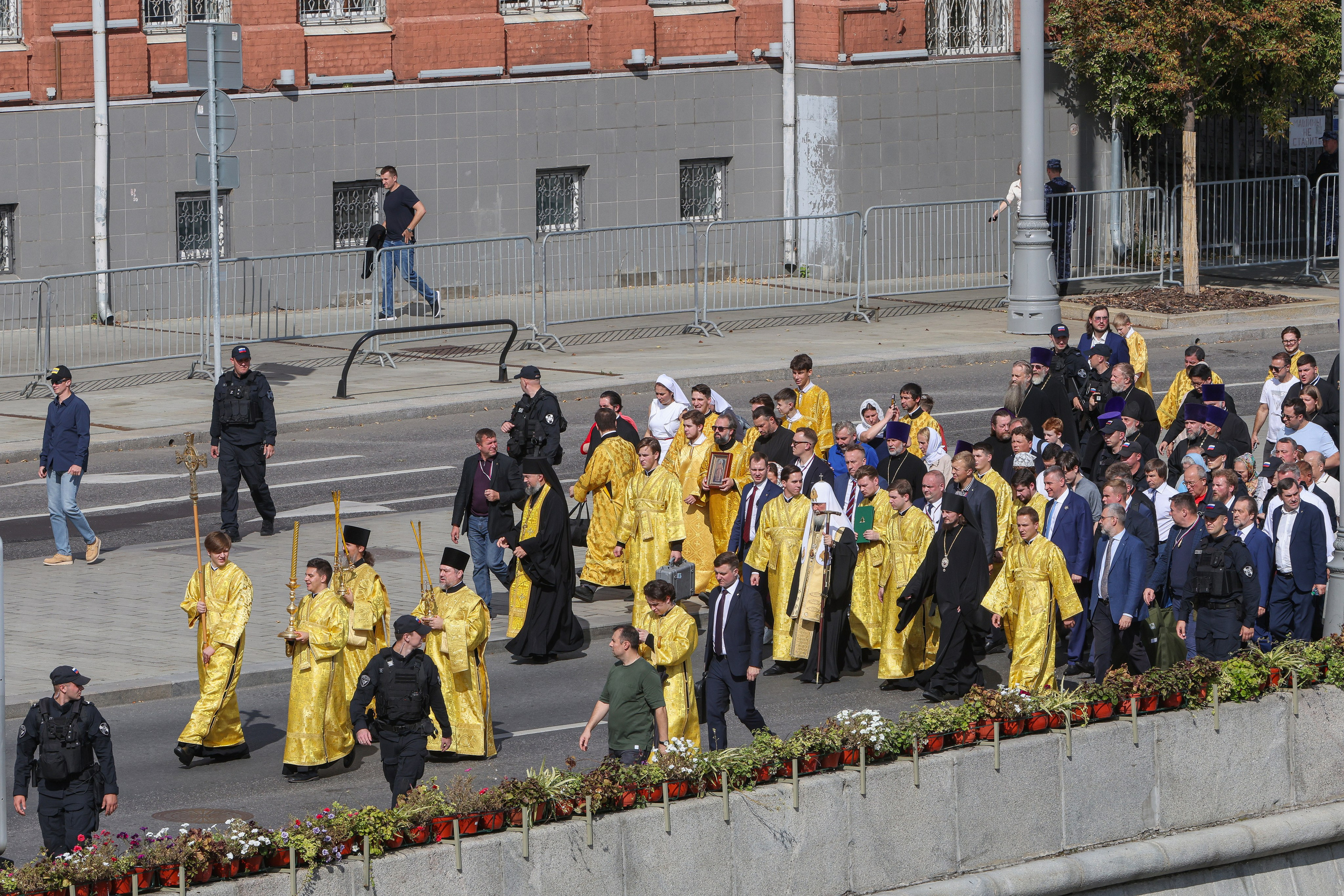 Общегородской Крестный ход. Фотограф Сергей Ловкий