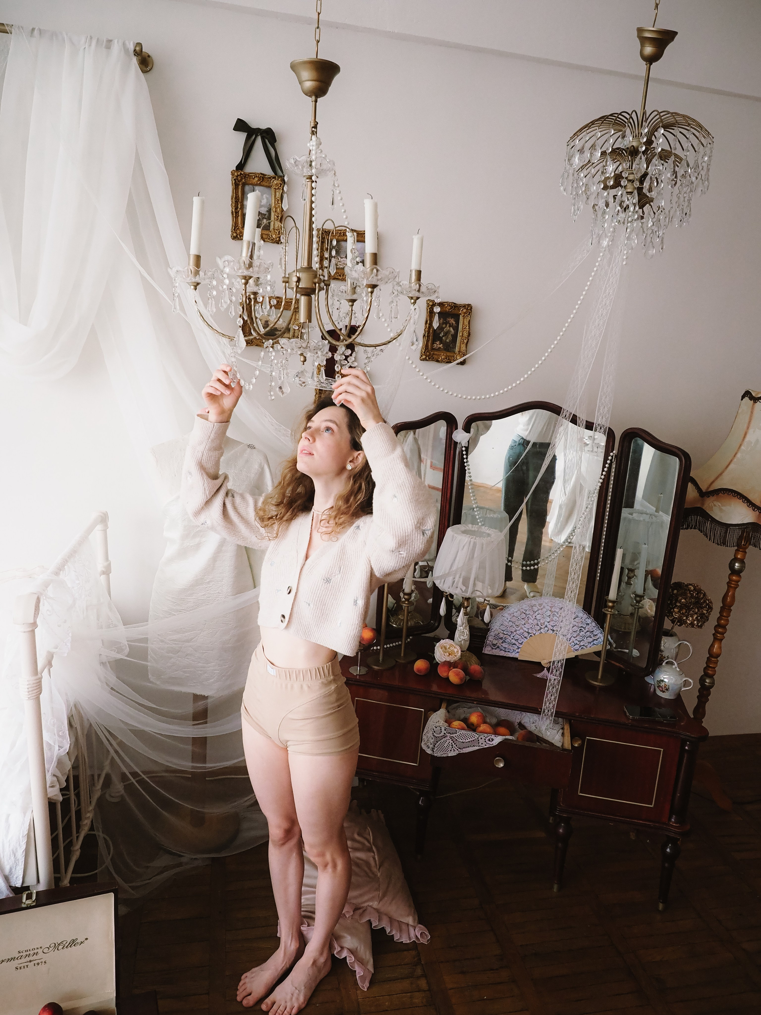 Утро и аромат персиков. Фотограф Рязань. Семейный Свадебный фотограф