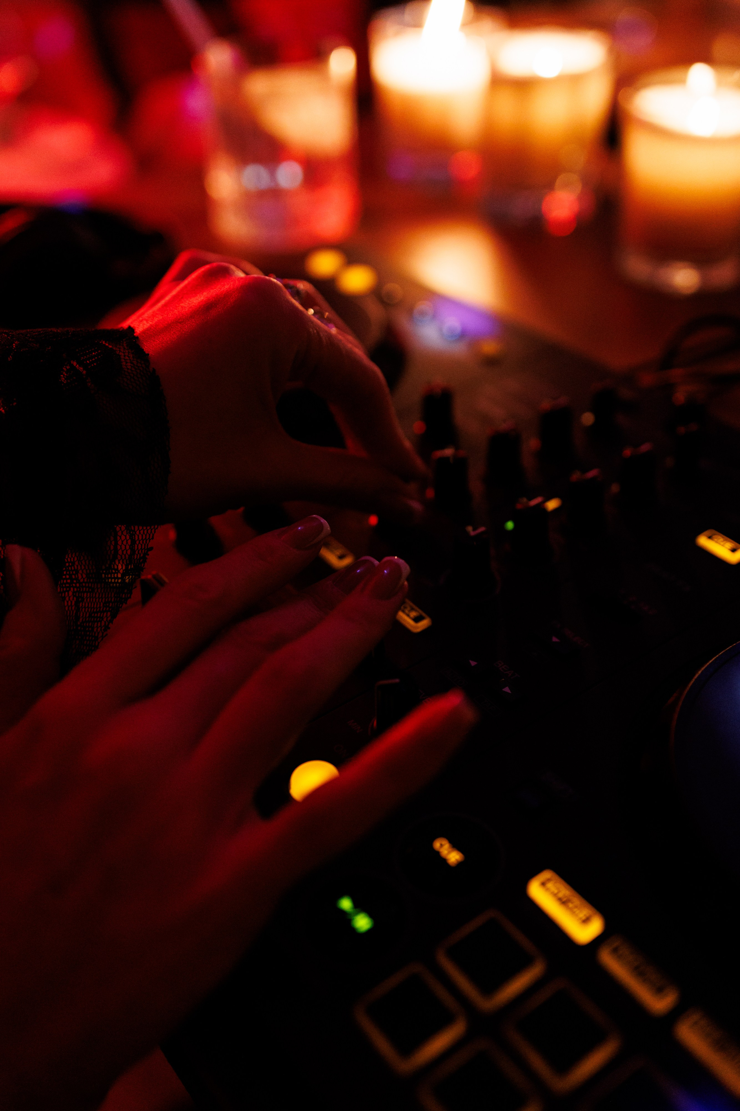 День рождения винного бара Оптимист. Https://andreysolodov.ru