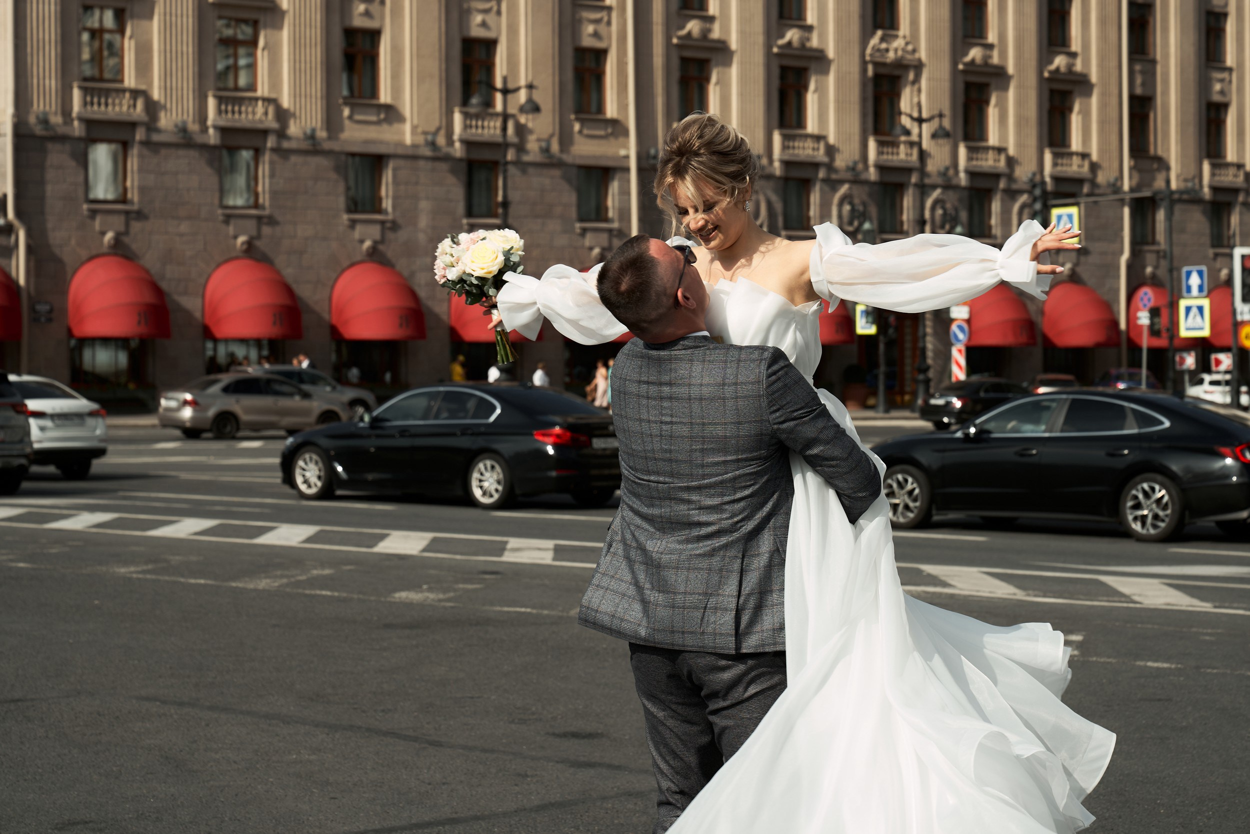 Свадебная фотосессия Арины и Артура в Санкт-Петербурге. Свадебный фотограф Евгений Олейников в Воронеже