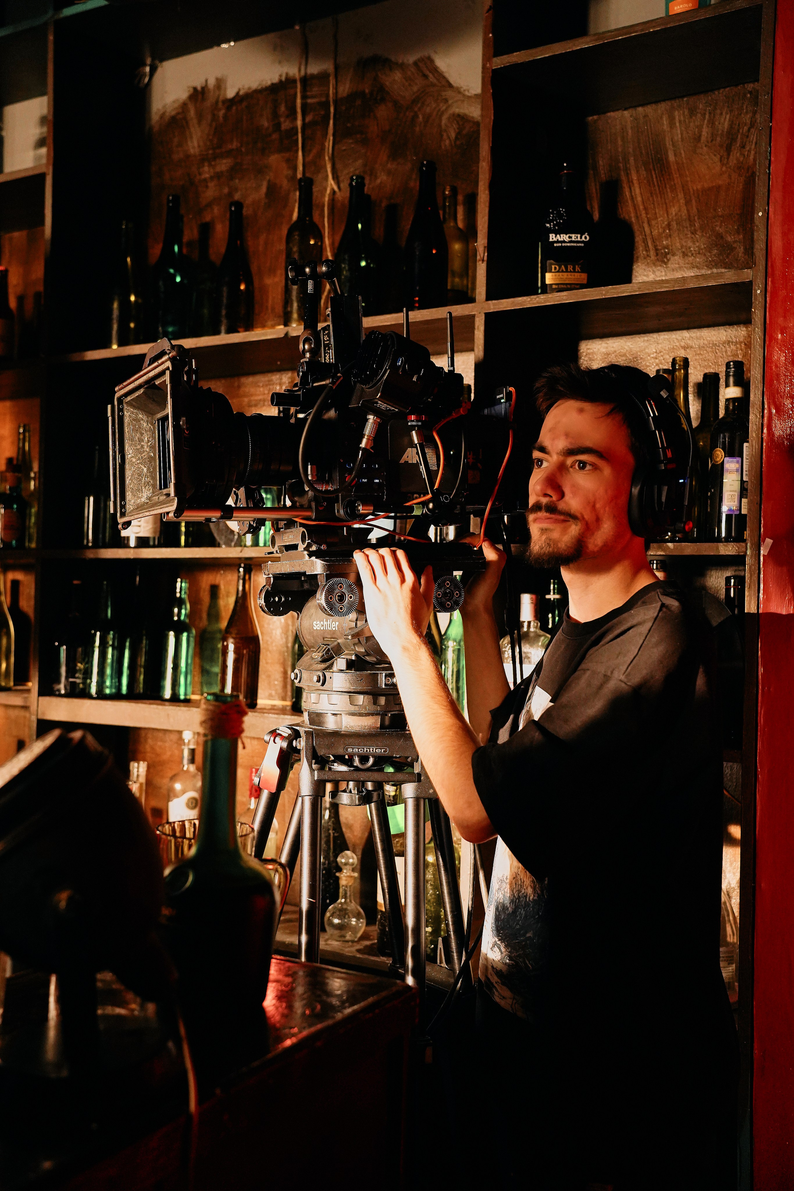 БЭКИ со съемок. Фотограф