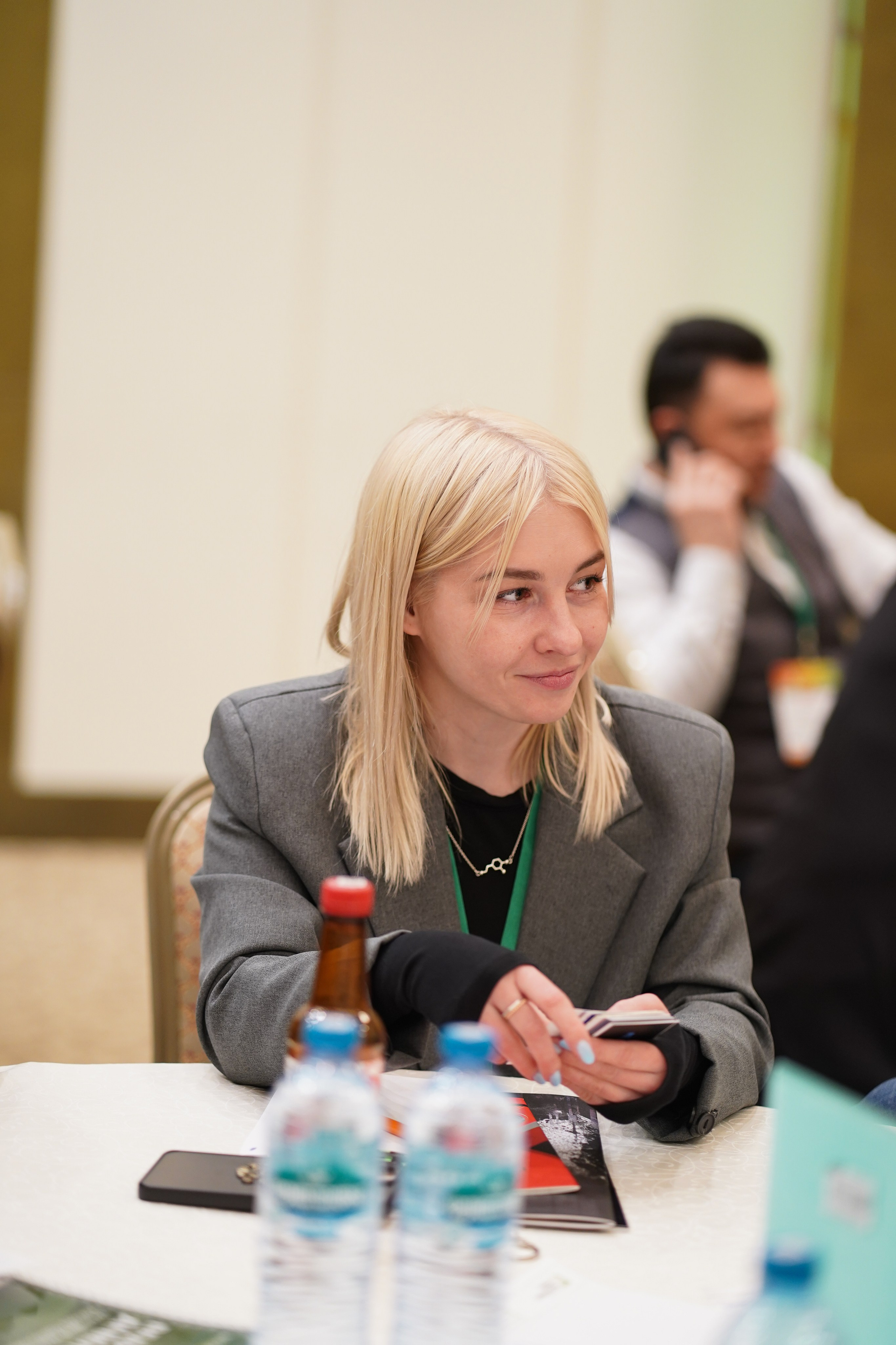 Малоэтажная страна конференция. Фотограф