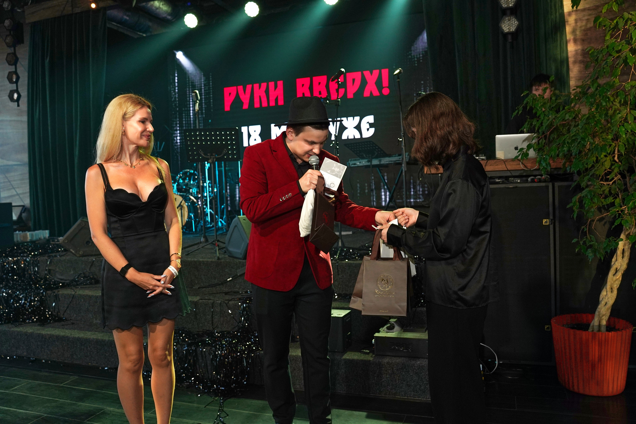 Большое Музыкальное шоу. Фотограф