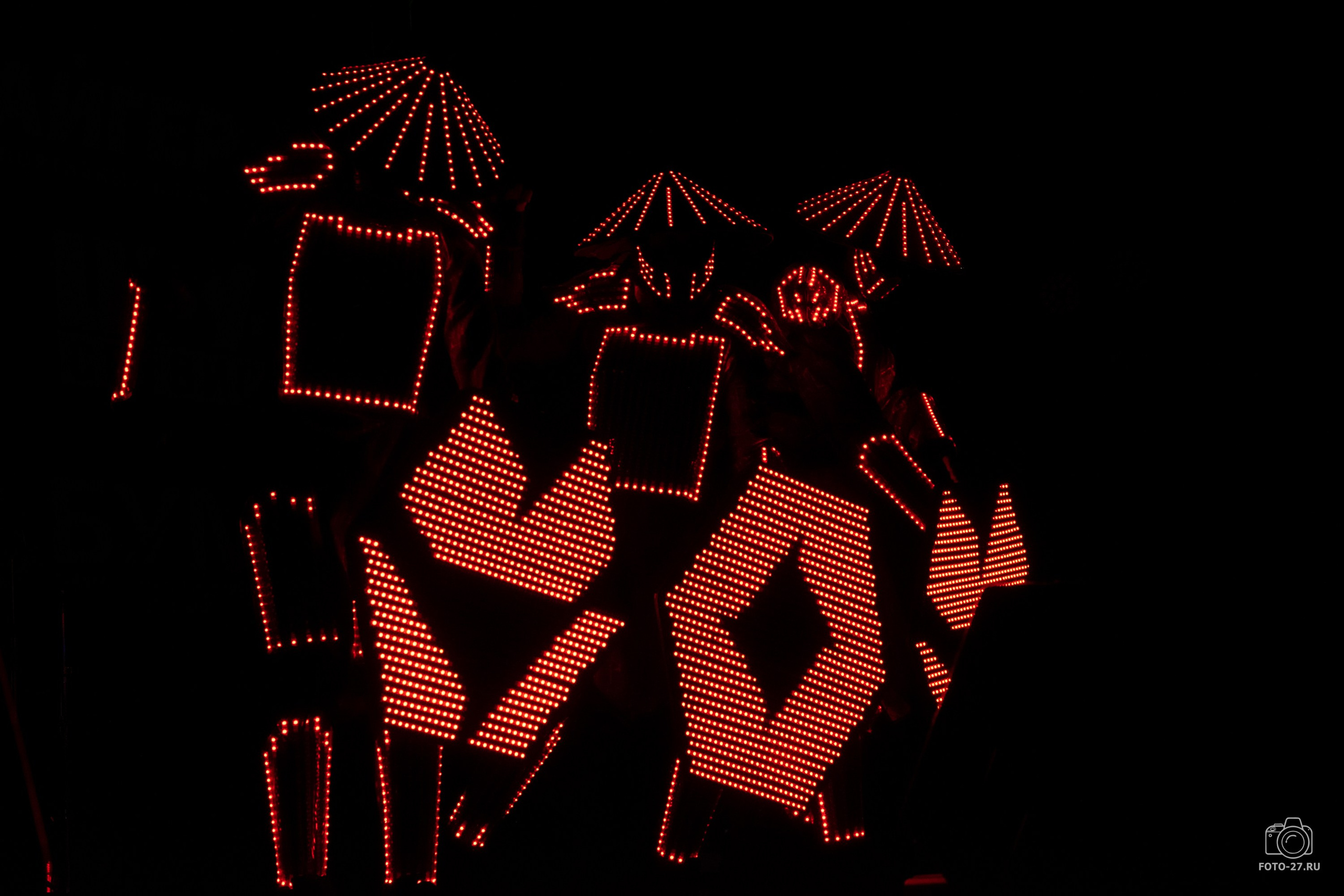 Антон Курдюмов фотограф в Хабаровске Рина Курдюмова фото27 foto27 Антон Дорофеев репортажный репортаж документалист Тони и Рина фотосоздатели Международный фестиваль Рок в защиту животных Хабаровск