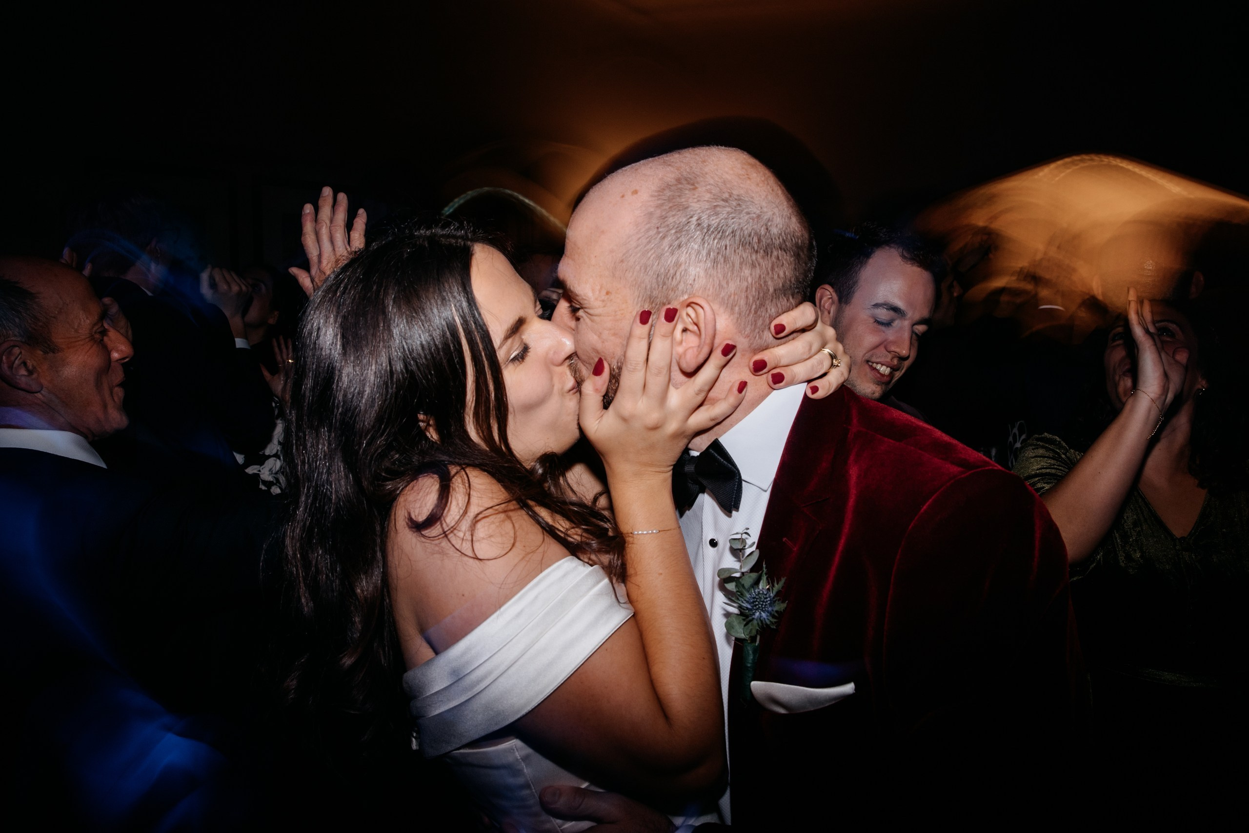 Hartsfield Manor Wedding. Moments Catchers — Wedding Photography & Video Duo in London