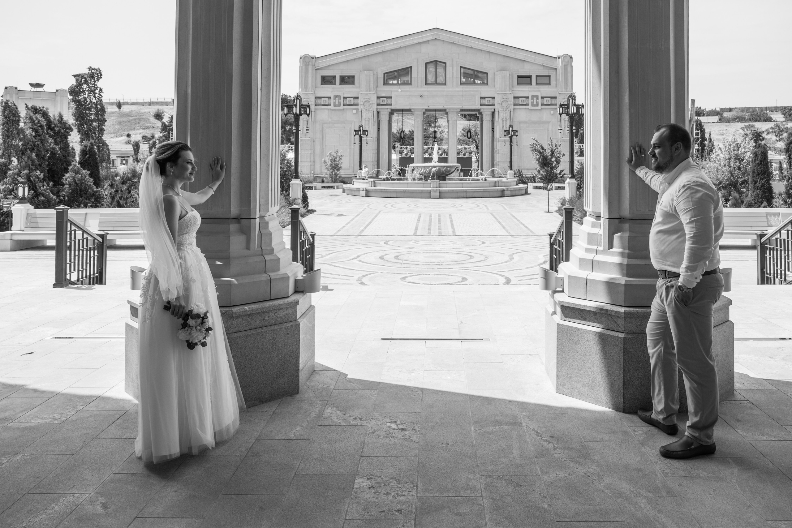 Профессиональная фотосъемка в Крыму. Натуральные эмоции и живые кадры. Забронируйте дату прямо сейчас!