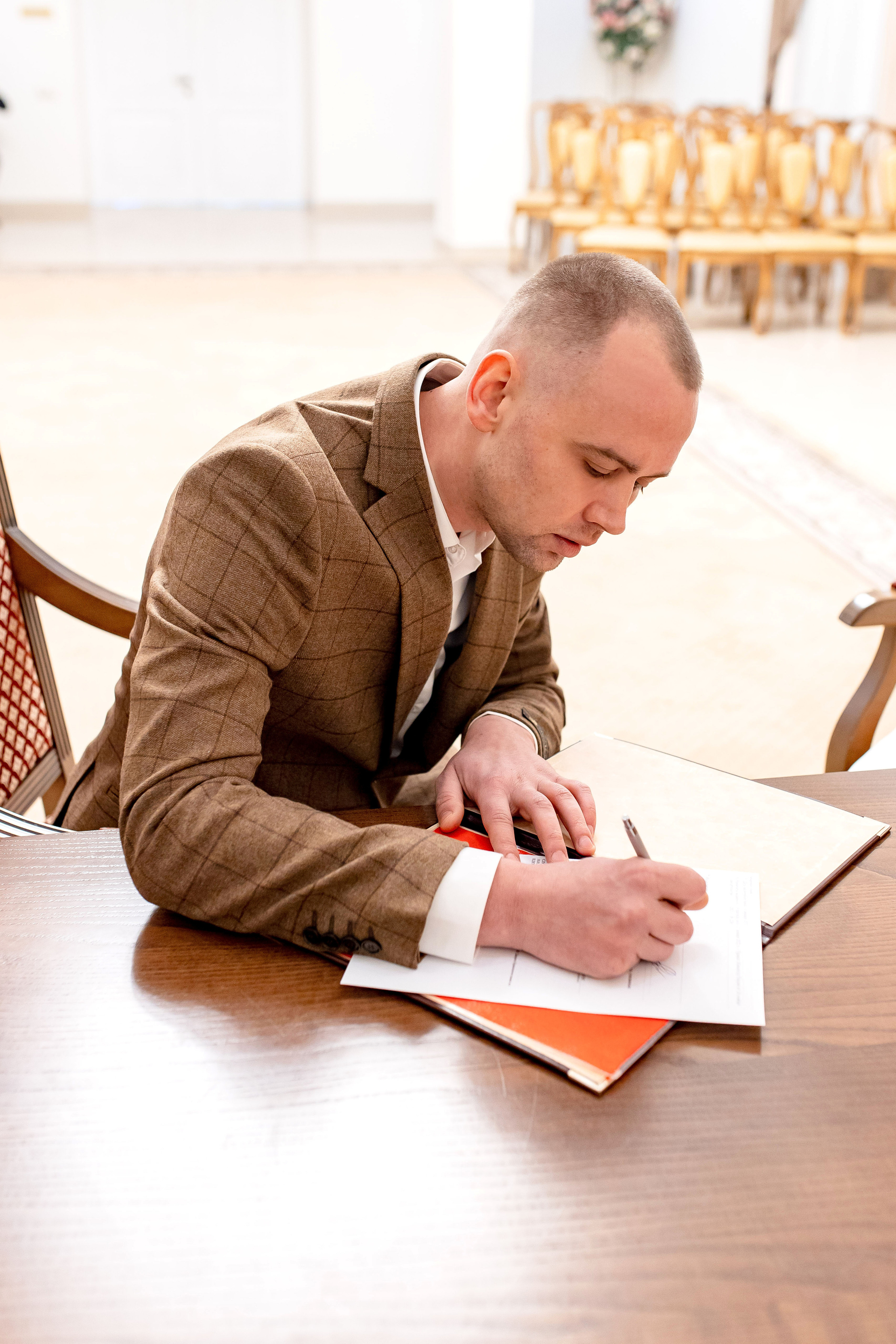 Свадьба в большом городе. Семейный, детский и свадебный фотограф в Химках, Саратове, Москве
