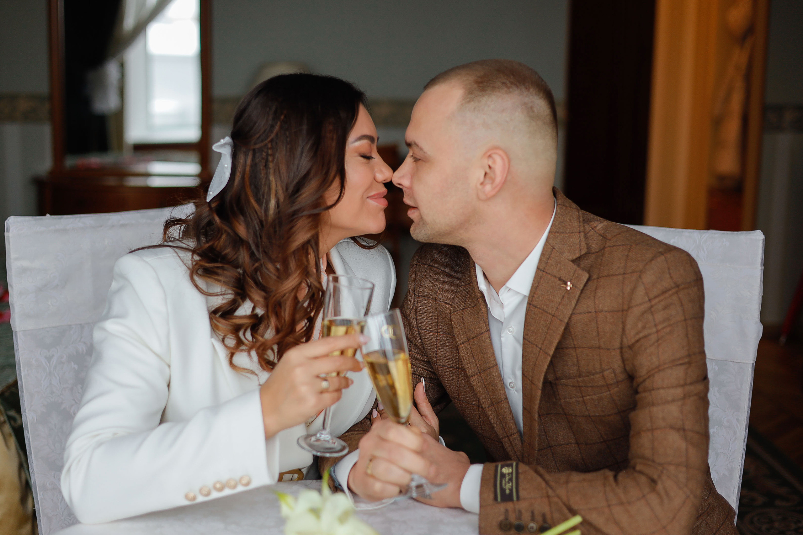 Свадьба в большом городе. Семейный, детский и свадебный фотограф в Химках, Саратове, Москве
