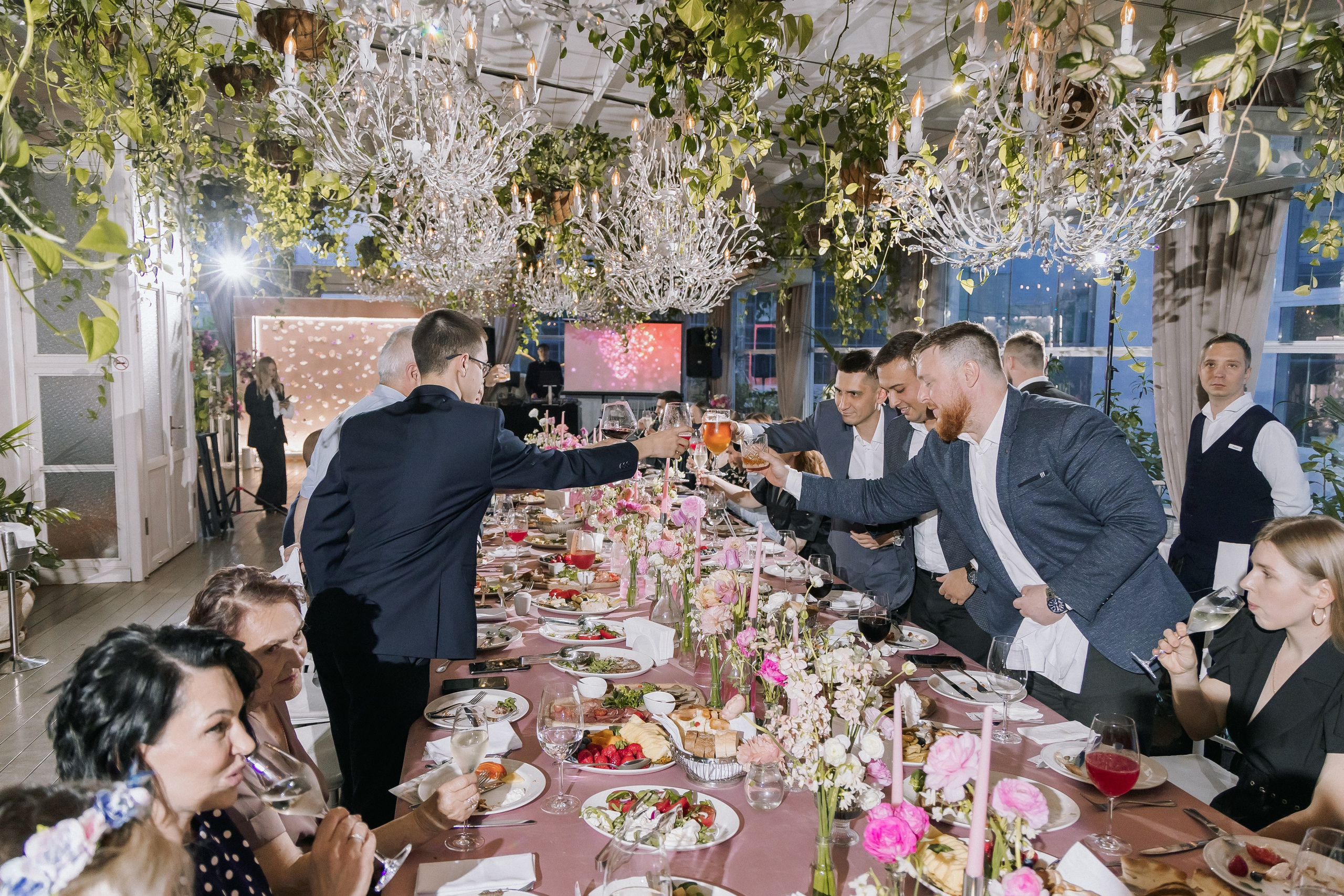 Яна и Святослав. Свадебный день. Свадебная фотография. Арина Рубах