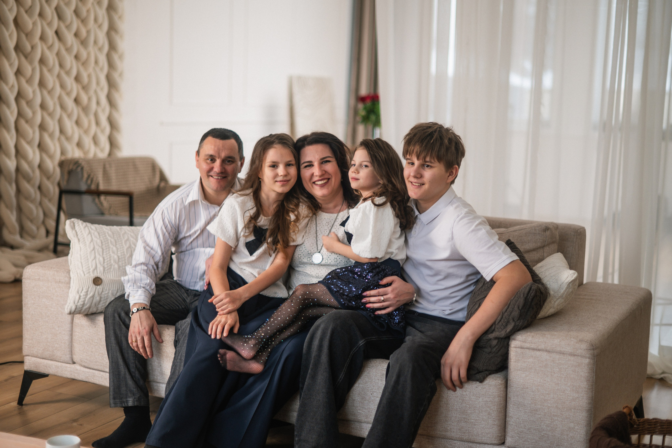 Семейная Фотосессия. Я Ольга Казанцева, фотографирую снимаю ваши киноистории и печатаю фото и цифровые портреты на холсте