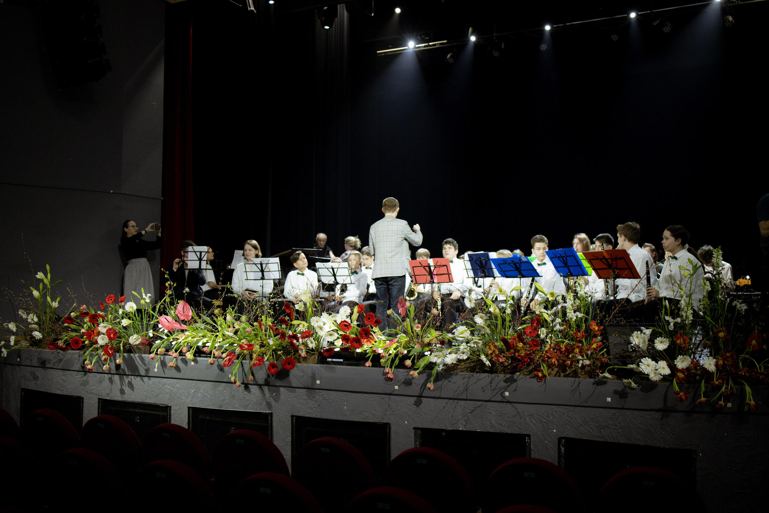 Оформление Отчетного концерта Музыкальной школы Глазунова. Оформление свадеб, декор свадеб Вера Маркова, Москва