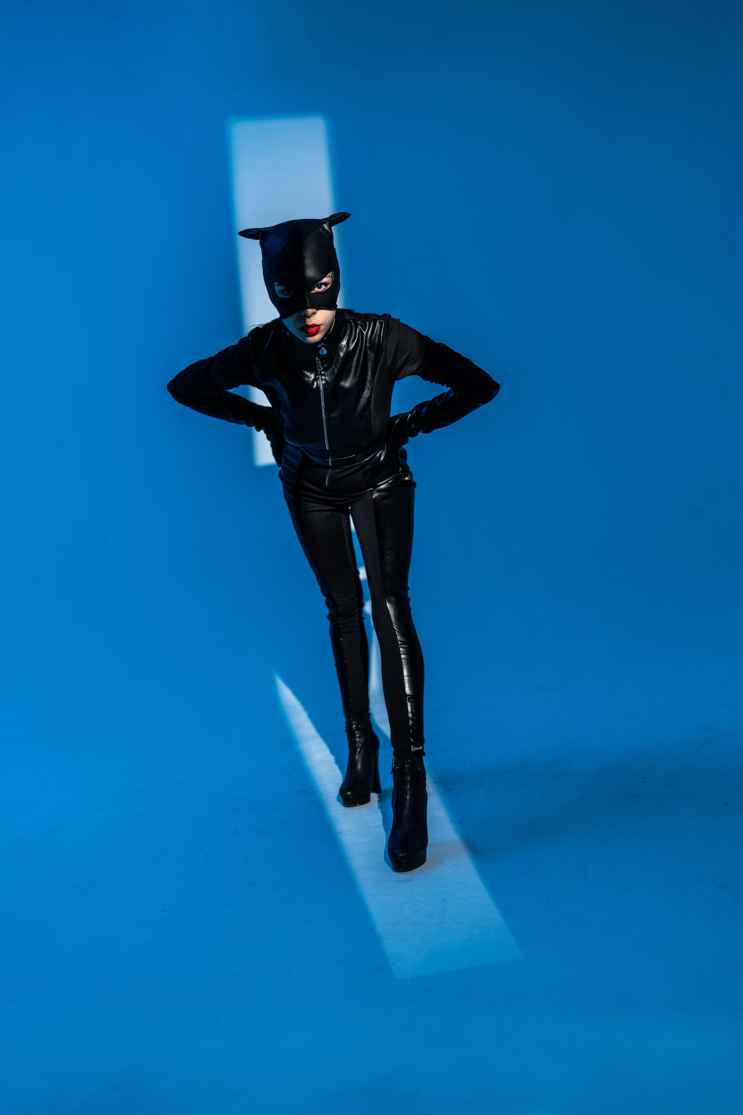 Женщина кошка. Модель Камилла. Свадебный и индивидуальный фотограф Аля Мамакова