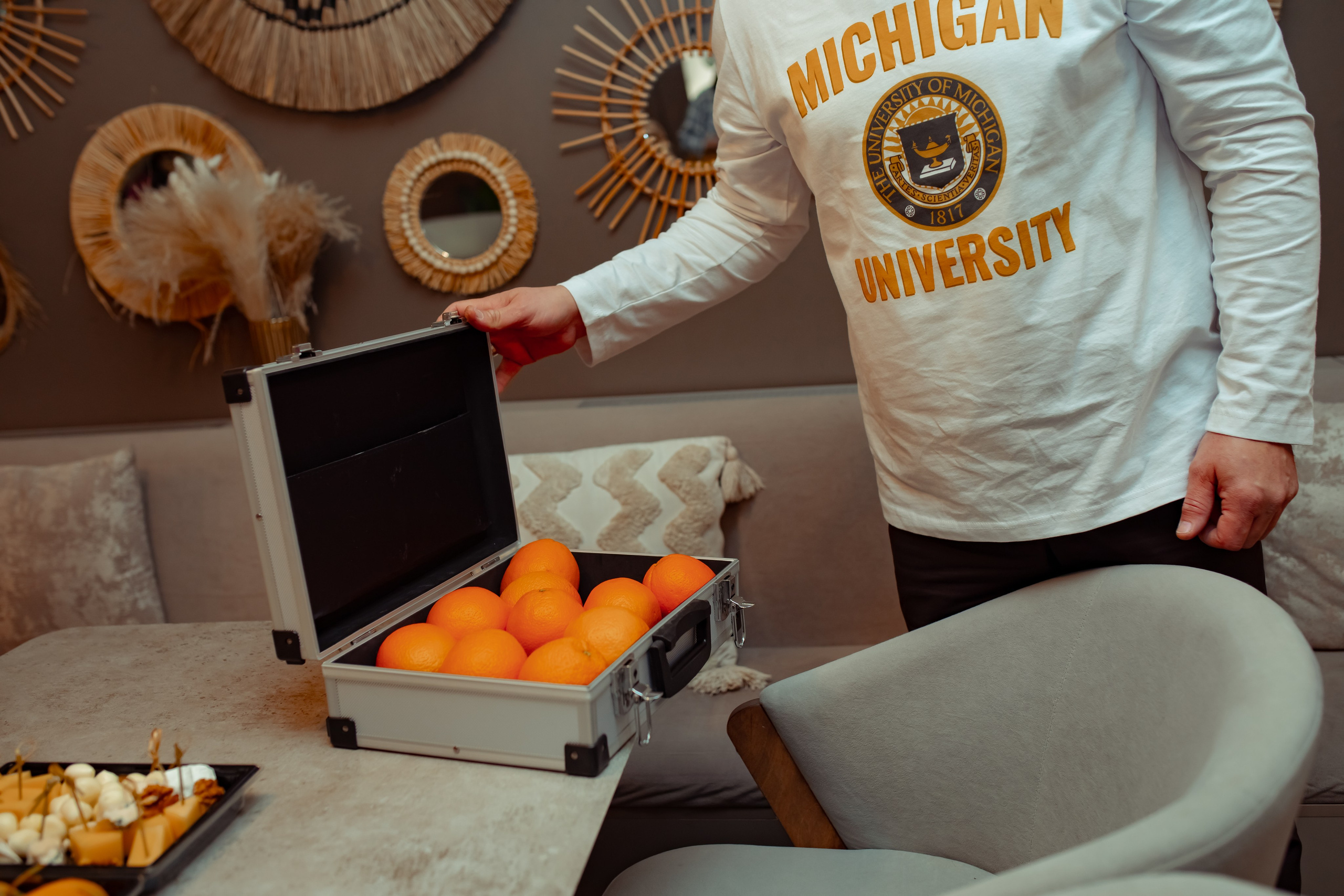 Юбилей Анны в стиле Гайдая. Семейный и детский фотограф в Москве Дорогова Екатерина