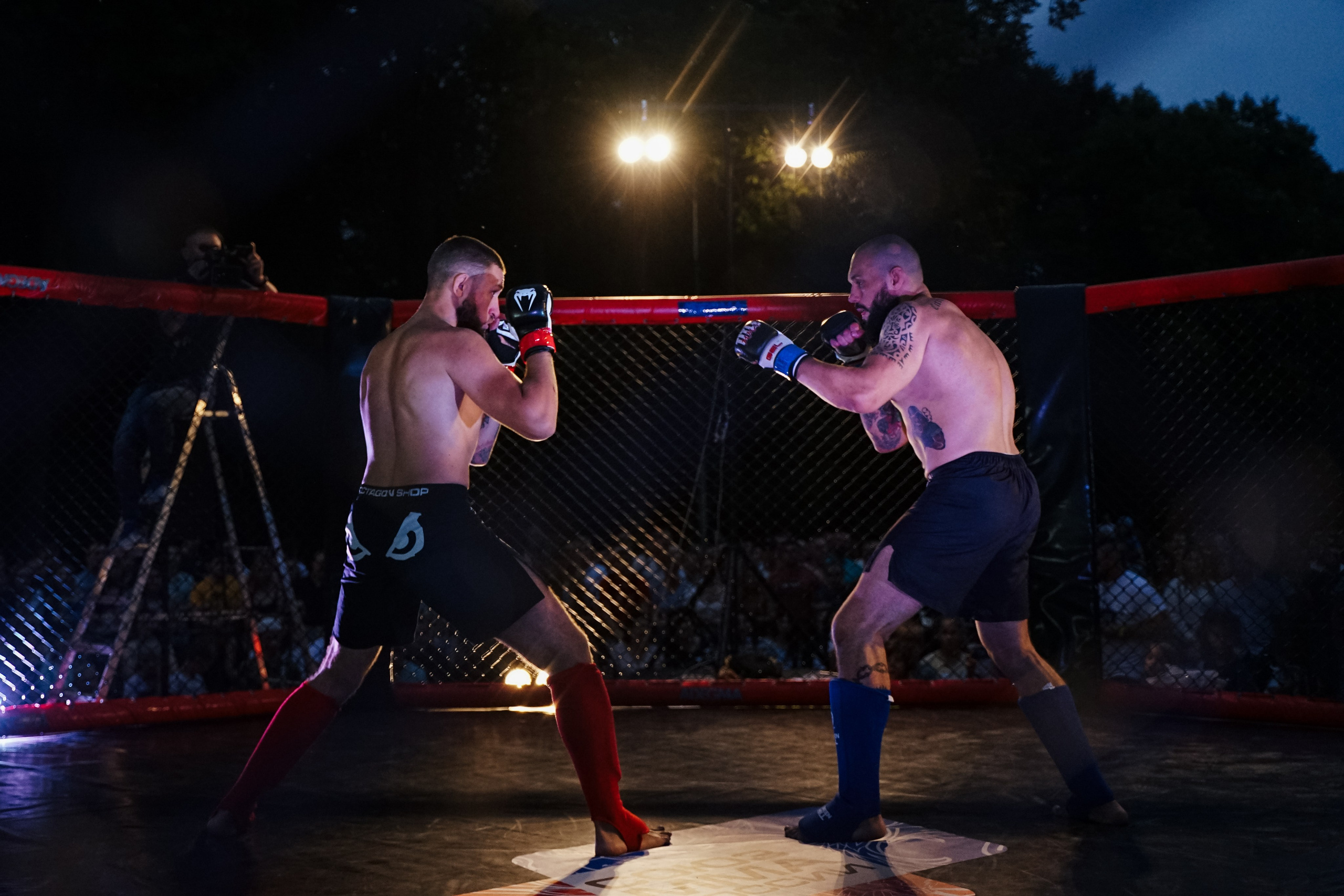 Вечер боев в ЦПКиО. Фотограф Надежда Погребняк | Рязань | Москва