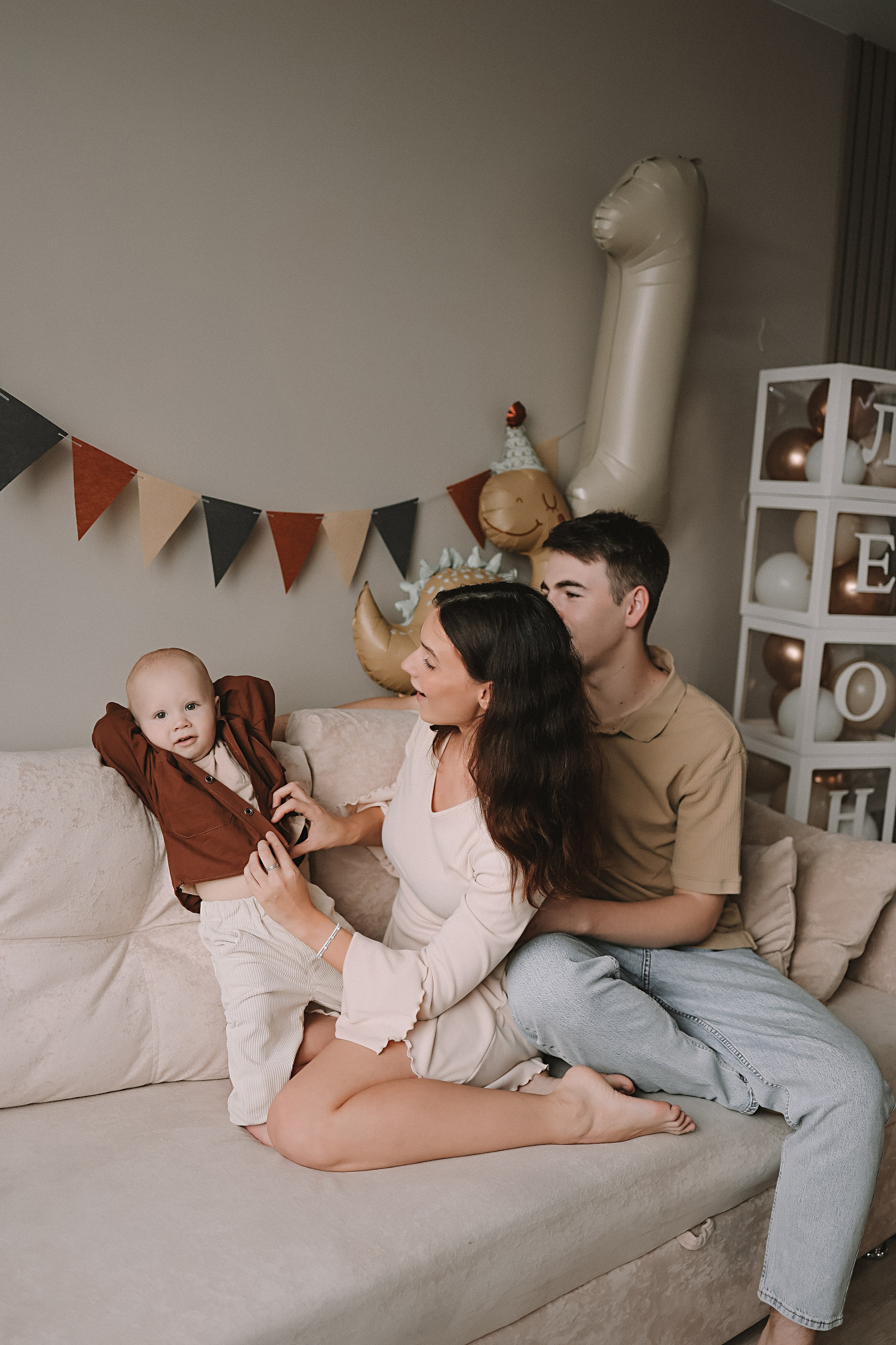 1 год Леону. Семейный фотограф Тюмень, фотограф на роды Салмина Мария