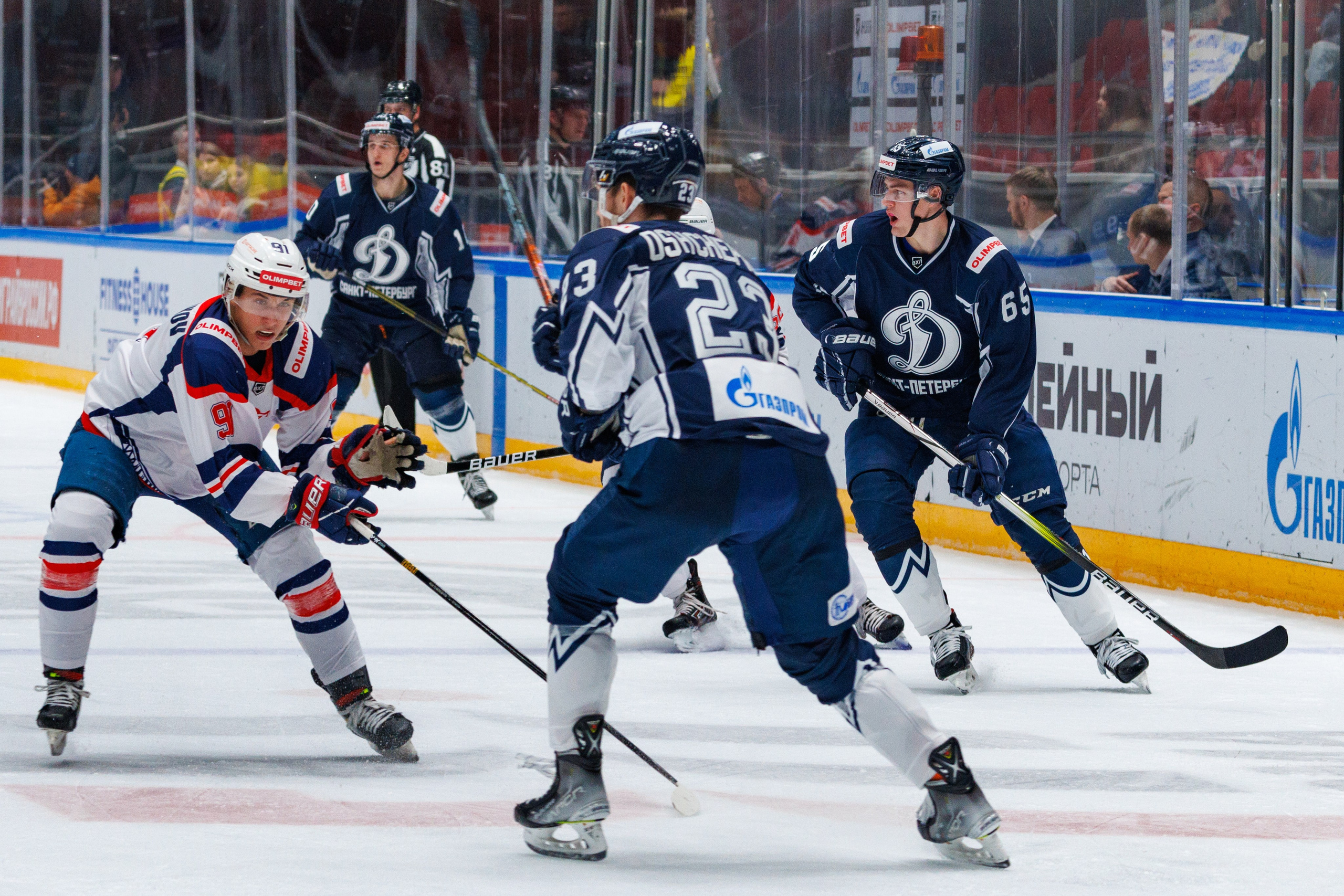 МХК Динамо (СПб) — МХК Кристалл. Фотограф Александр Заломаев