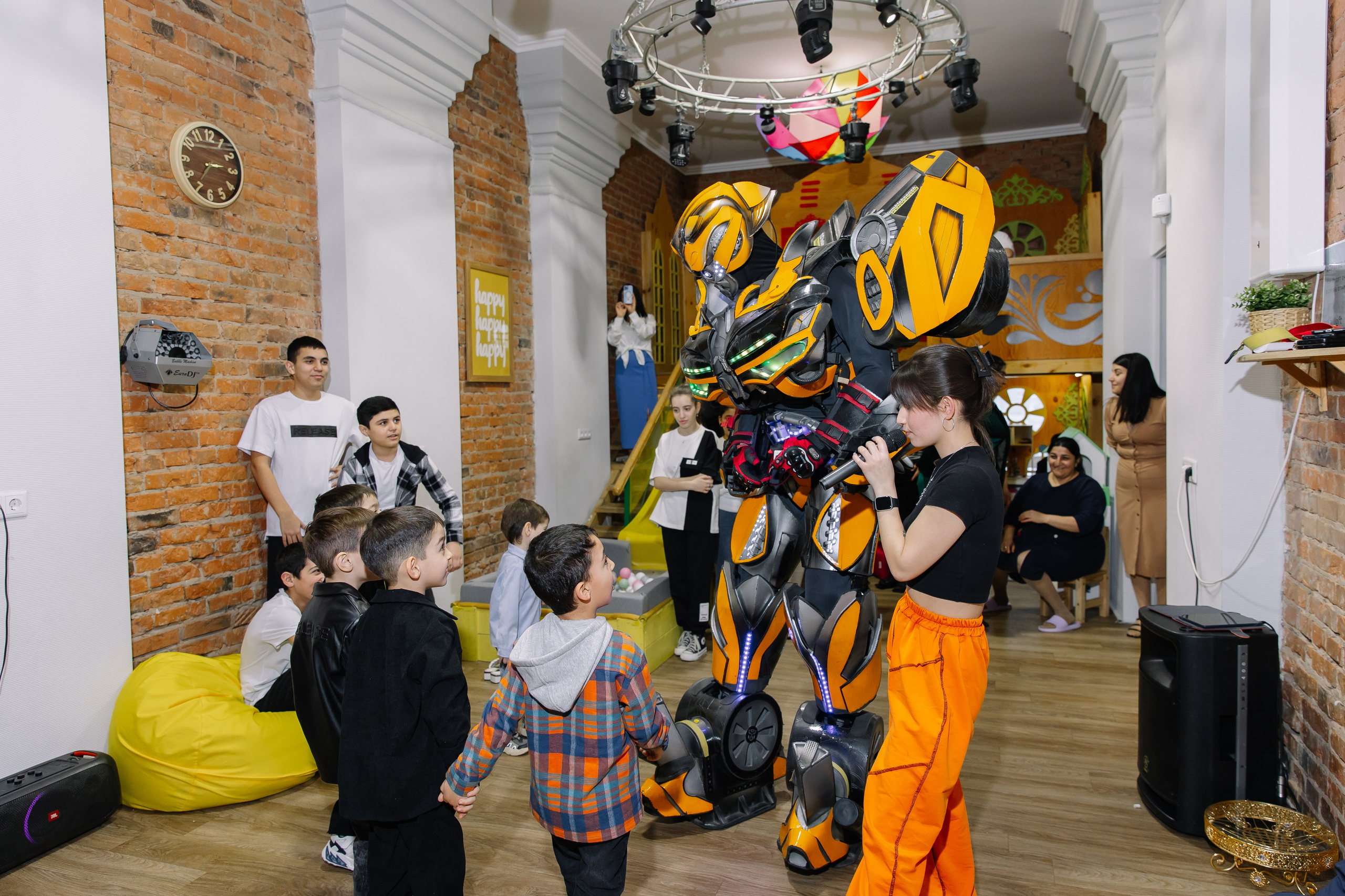 День рождения Эрика и Эмиля 6 лет. Свадебный фотограф в Новосибирске Лидия Александровна