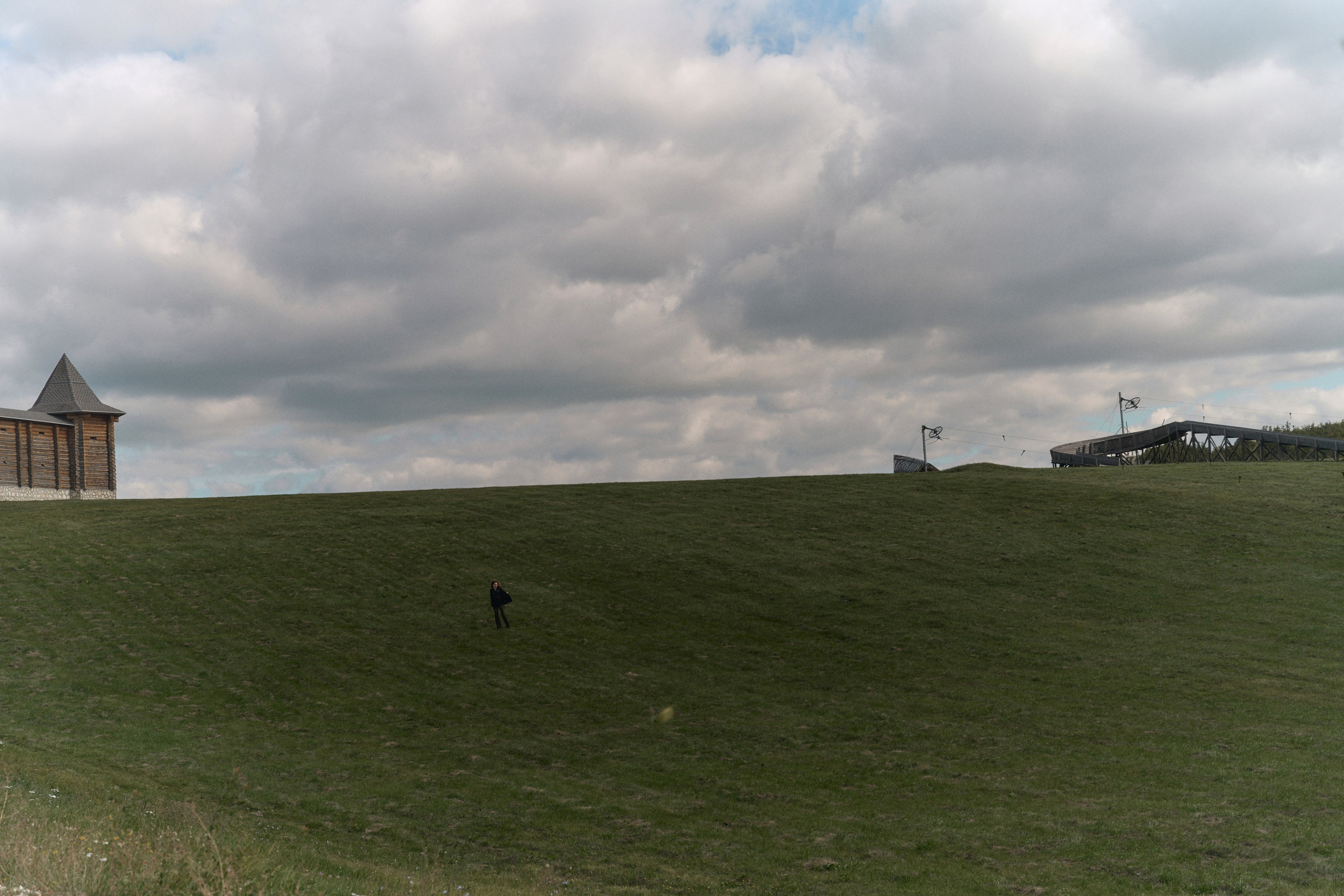 Julia. Z H U R A V L E V