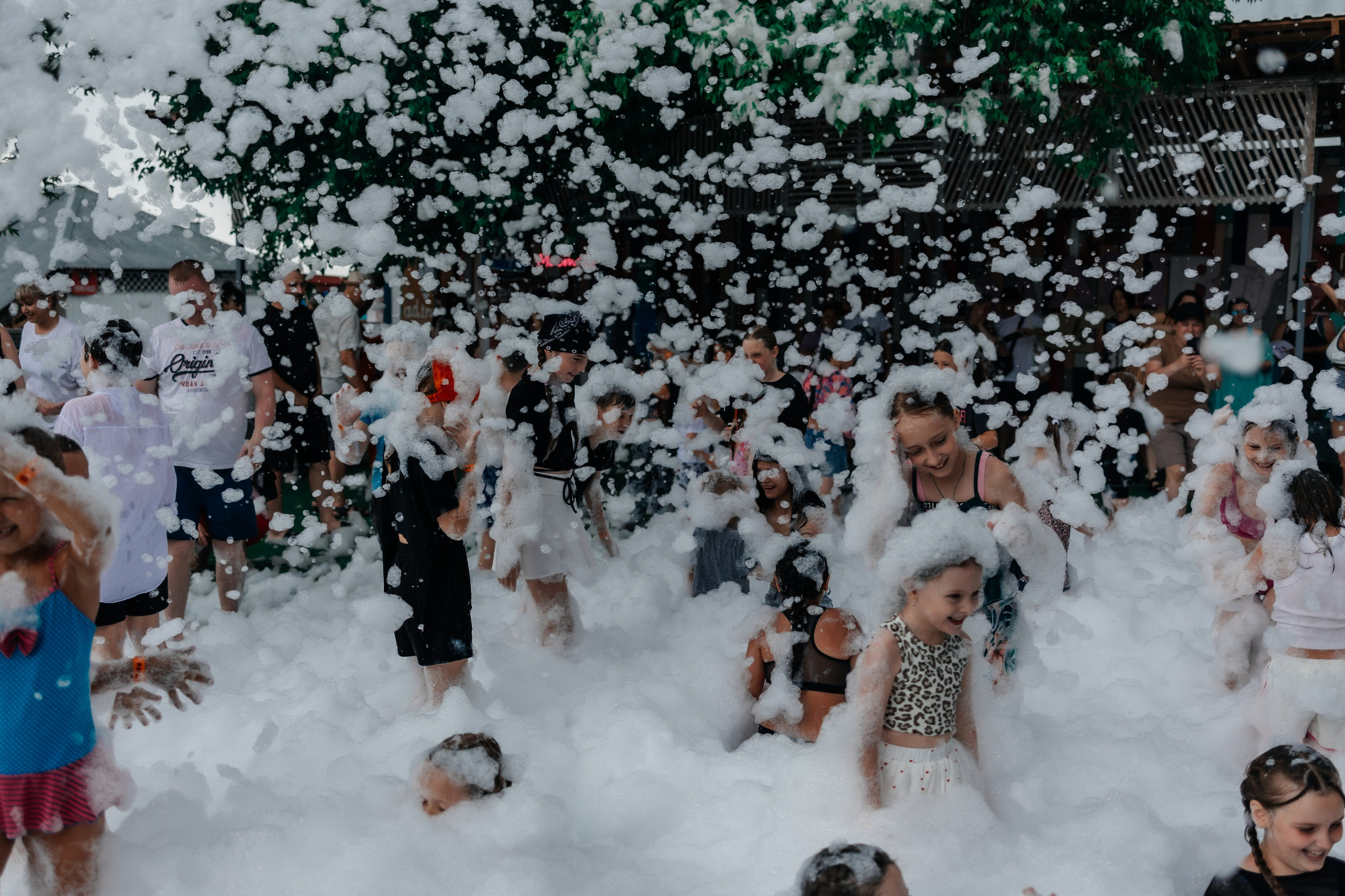 07.06.2026 Пенная вечеринка/Малибу. Семейный и детский фотограф в Славгороде Анастасия Винс