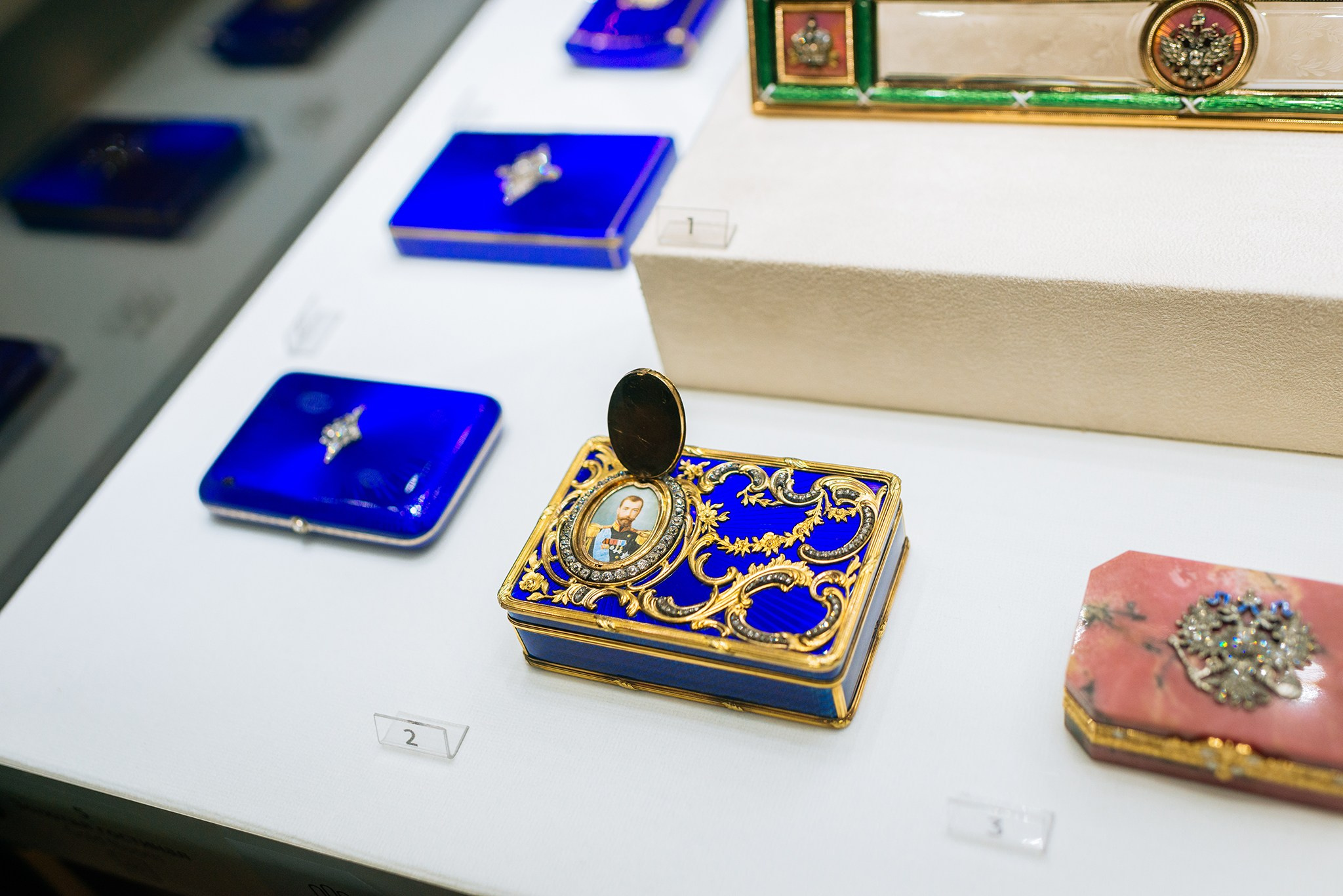 Егор Шапиро. Экскурсия в музей Фаберже. Ноябрь 24. Репортажный фотограф в Санкт-Петербурге Анастасия Клёпова