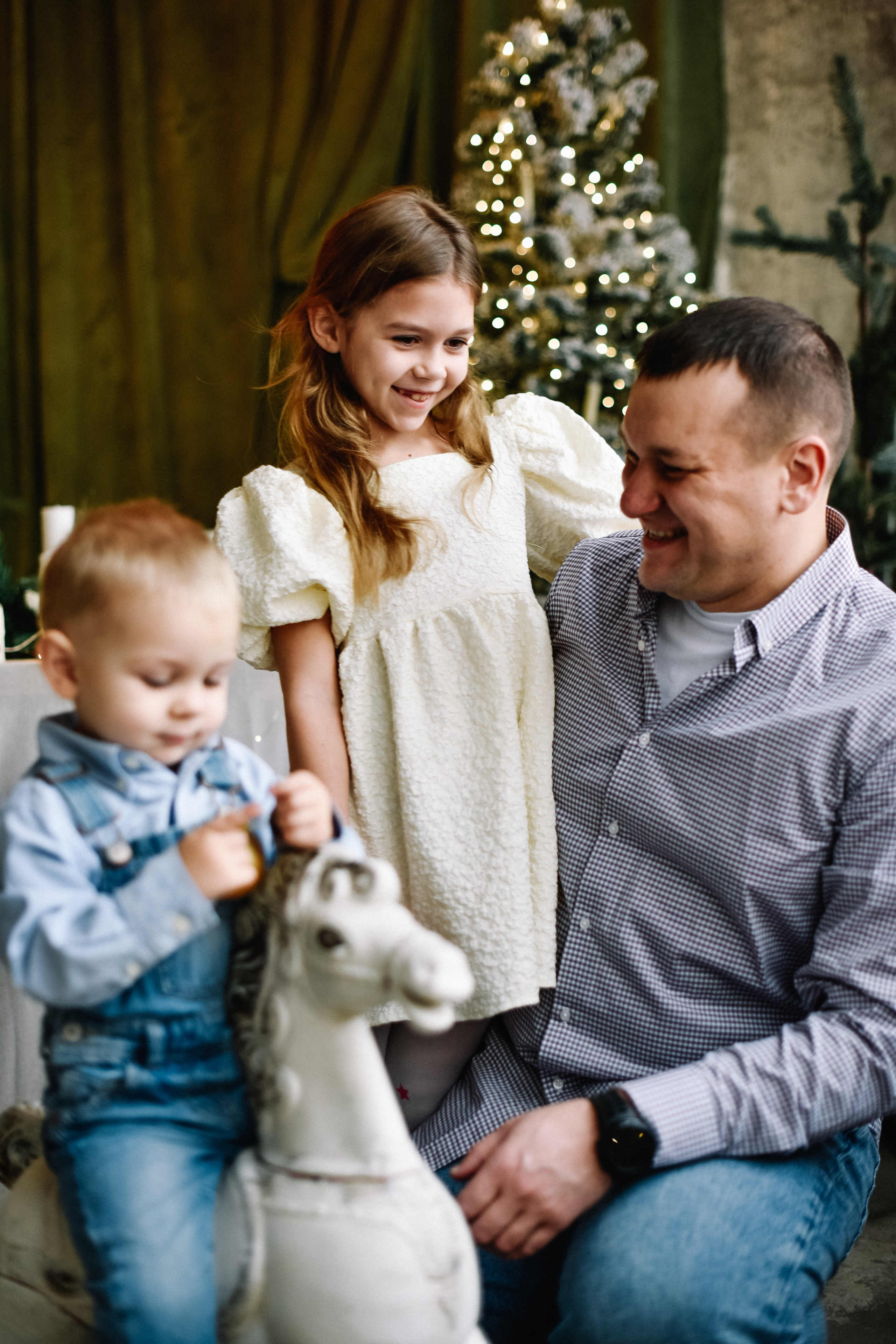 Семья Анастасии, Андрея, Тани и Вани