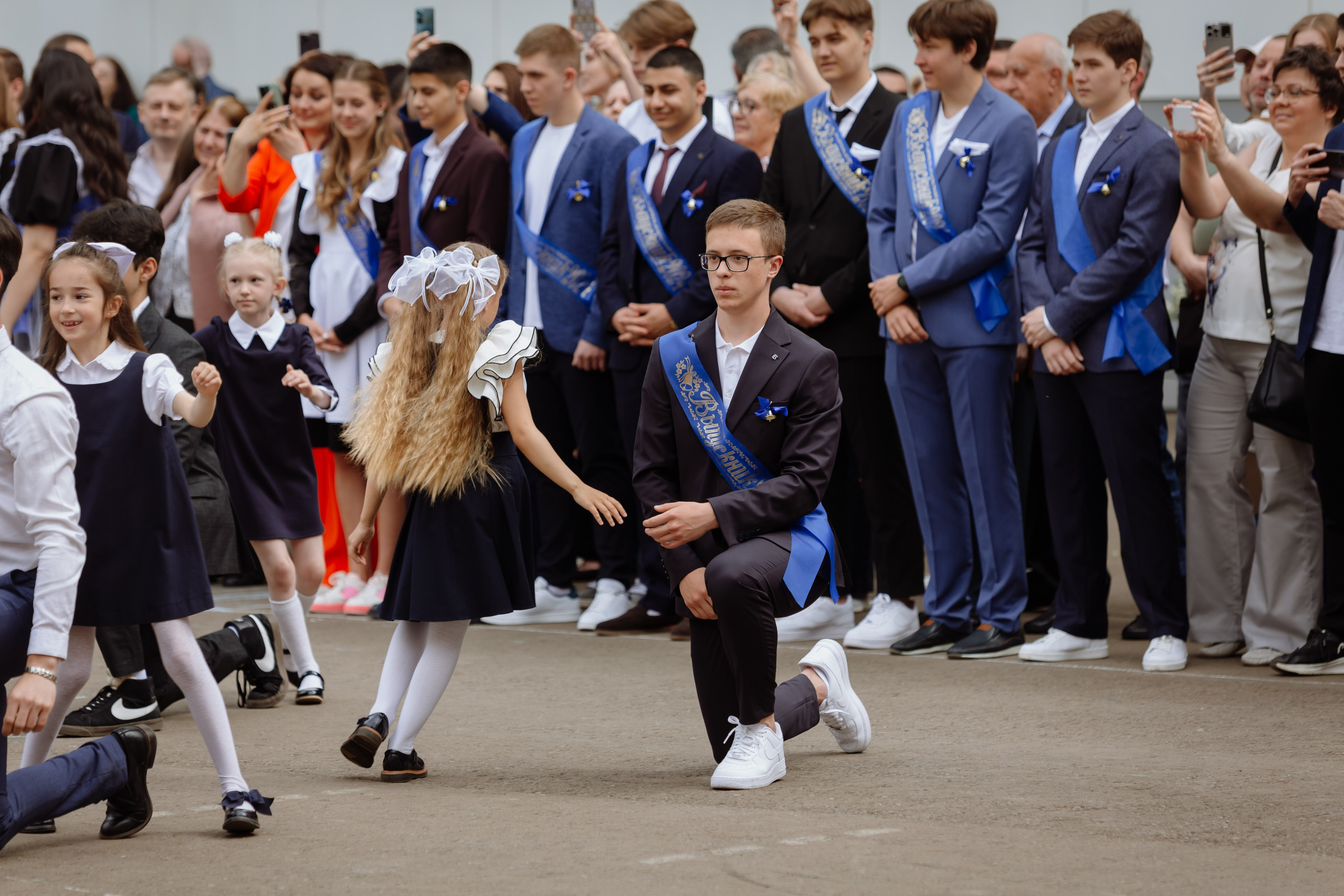 Последний звонок 2024 (3 часа фотосъемки). Профессиональный фотограф Надежда Антонова
