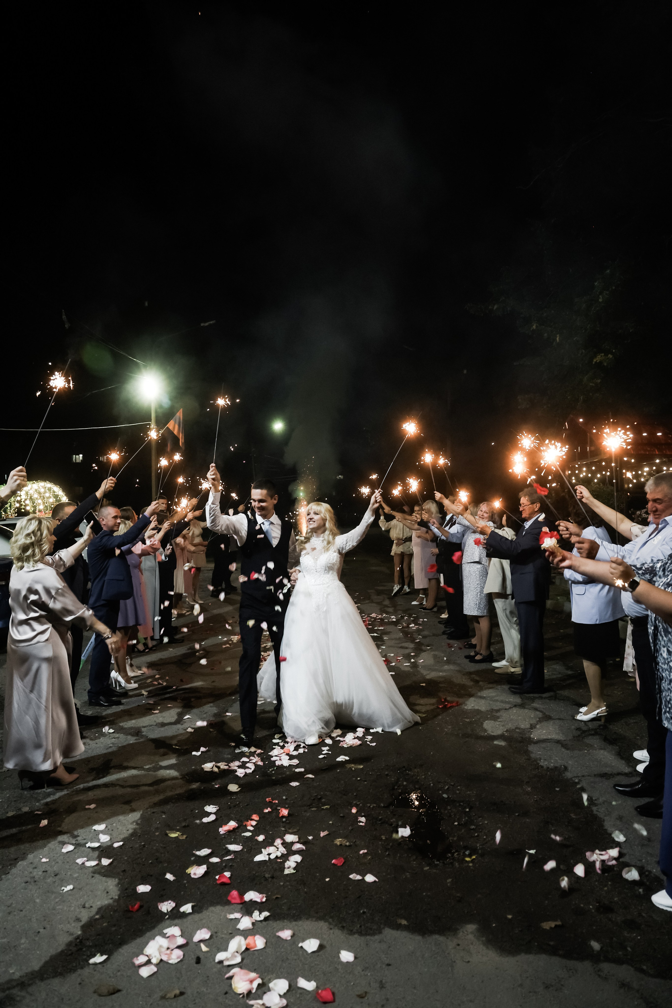 Михаил и Виктория. Свадебный и семейный фотограф в г. Волхов Алексей Кочерыжкин