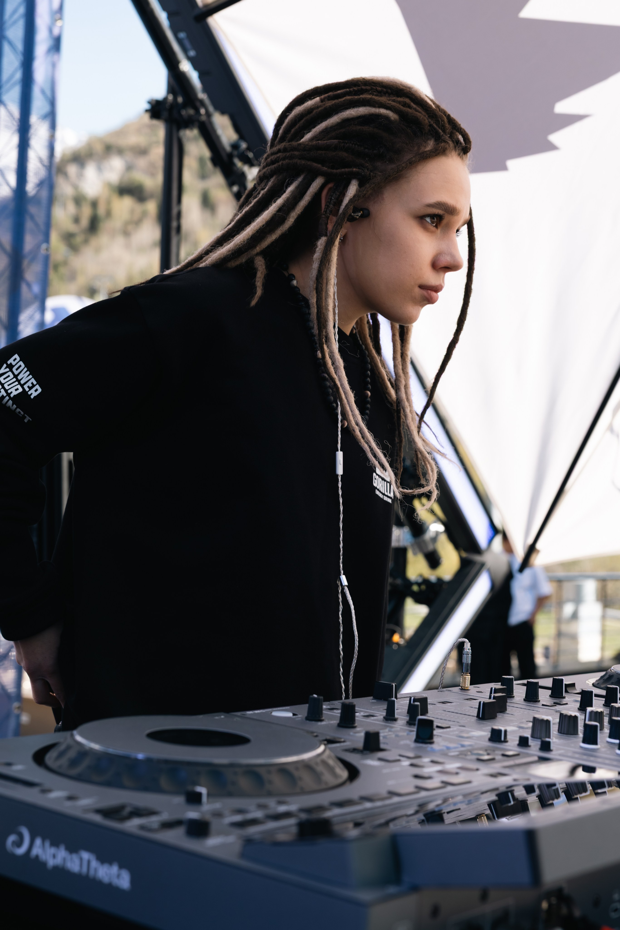 GORILLA GROOVE STAGE IMBA CAMP 5. Gorillaenergymedia