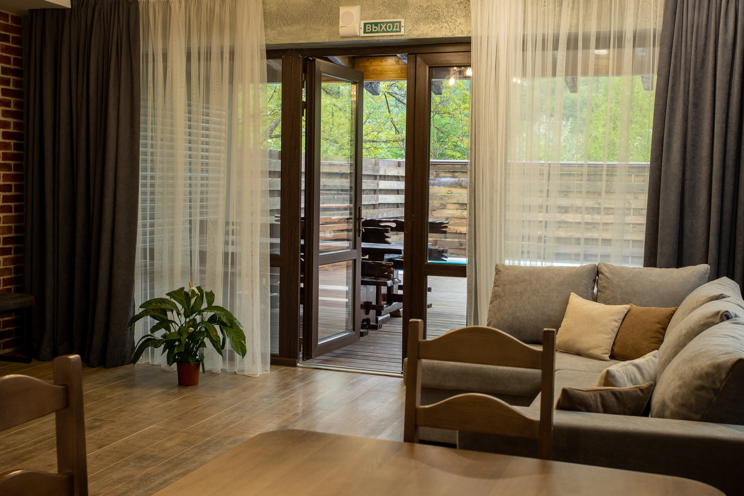 ЗАГОРОДНЫЙ ДОМ. Семейный фотограф на крещение и венчание