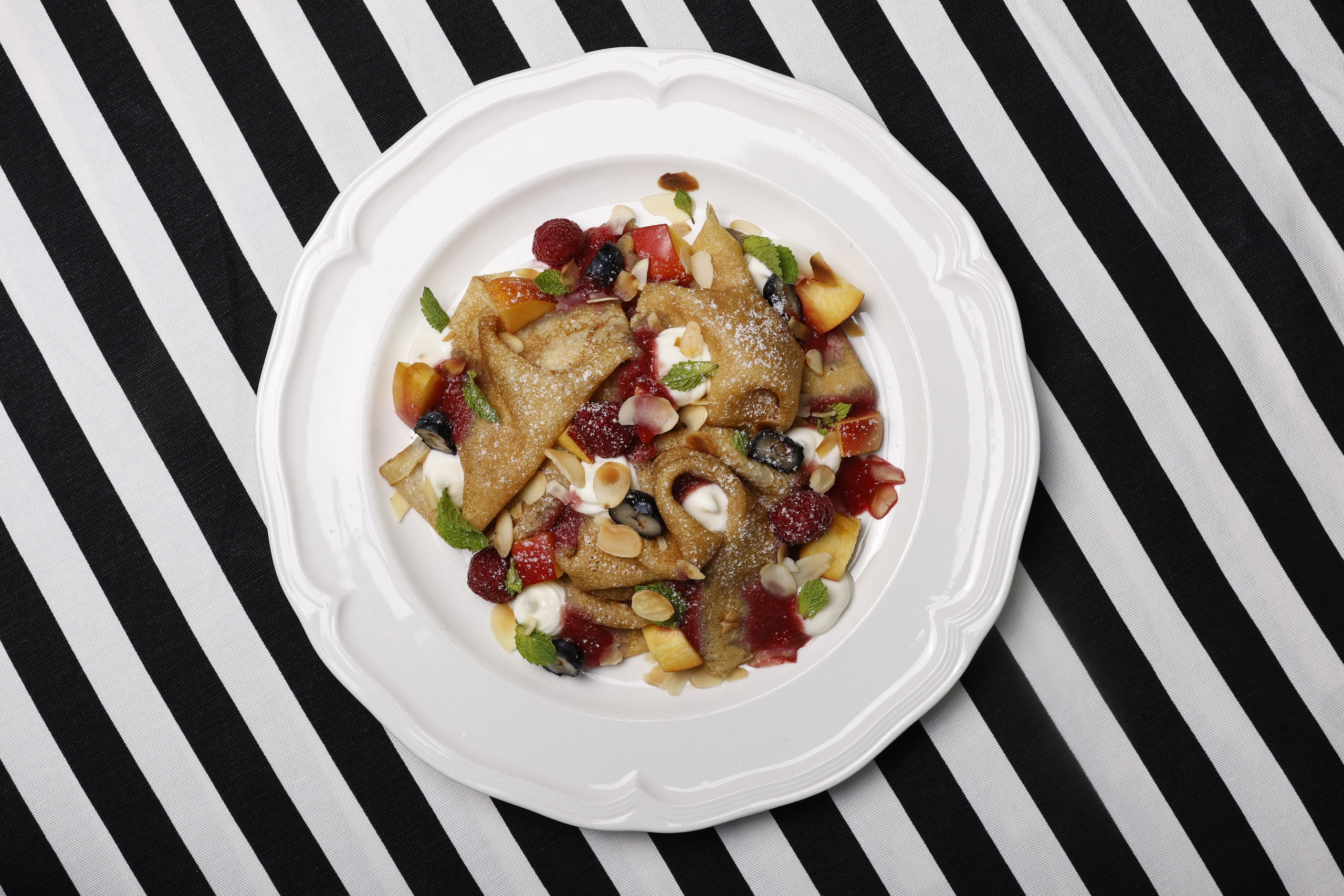 CENTRE. Фотограф Самира Абдуллаева