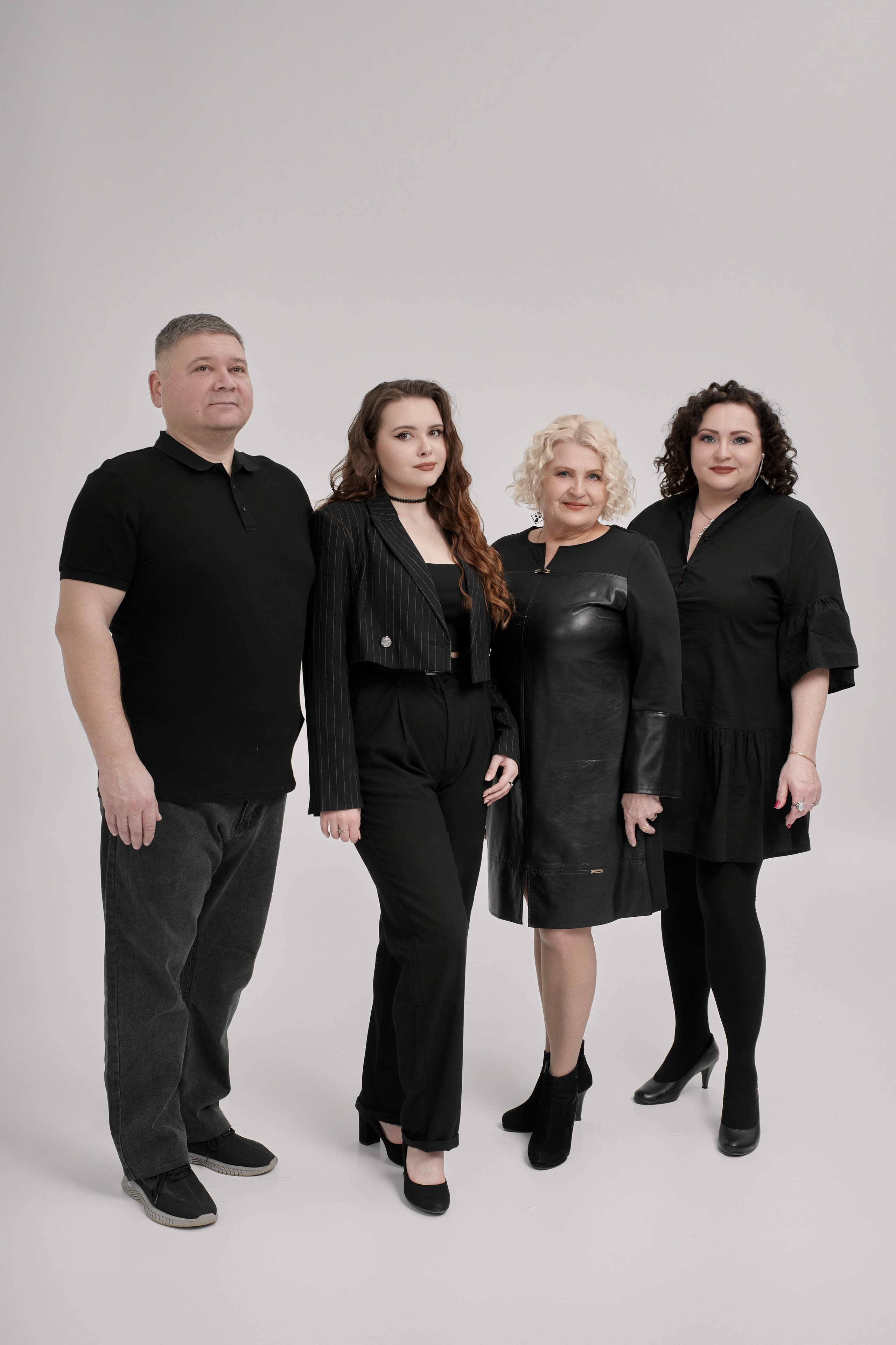 Семейная фотосессия. Фотограф и видеограф в Кургане Леонид Корнильев