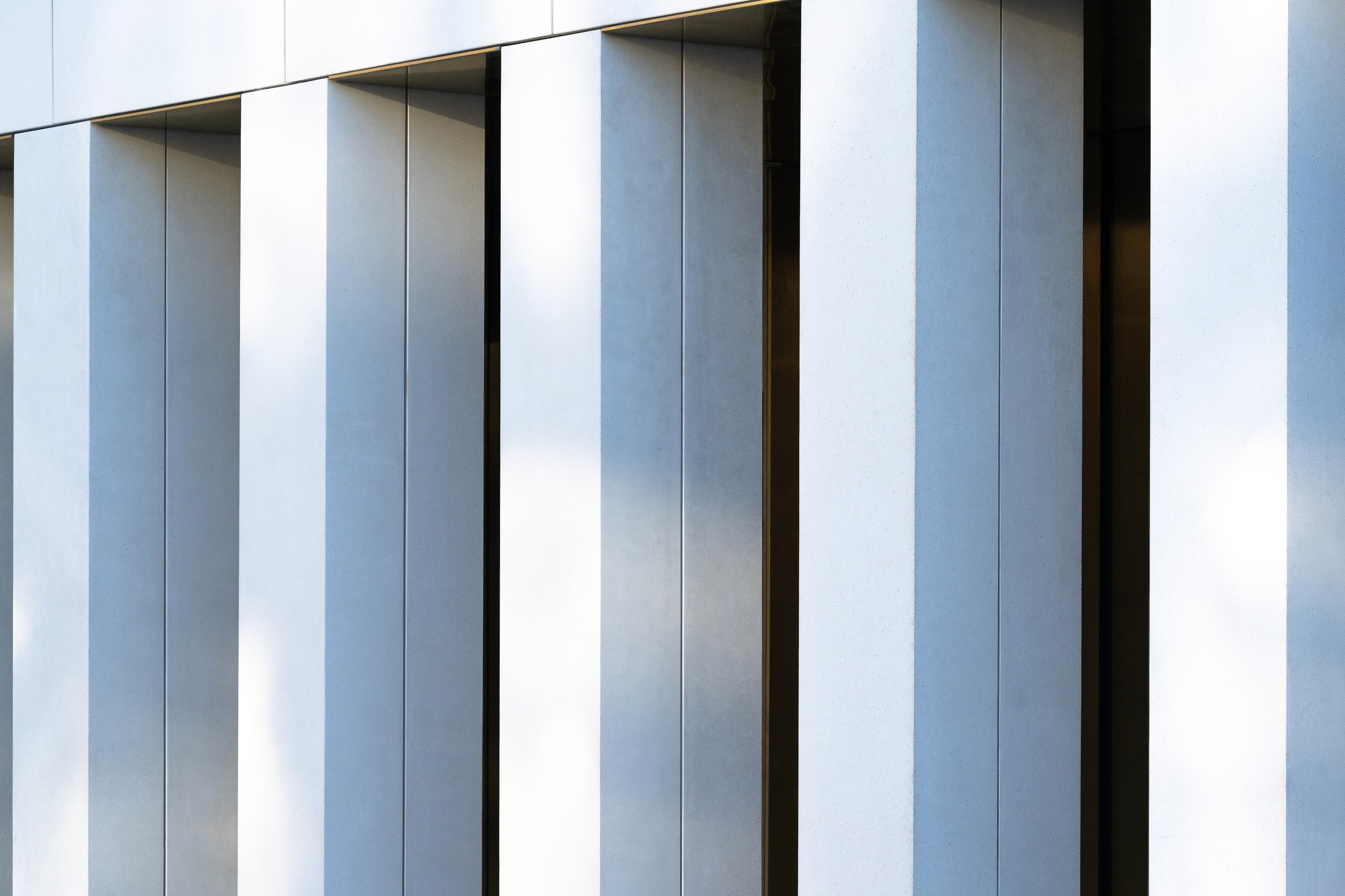 АРХМОСКВА 2024 — ГОРОДСКИЕ ФАКТУРЫ. @tomrus: Рустам Шагиморданов — фотограф