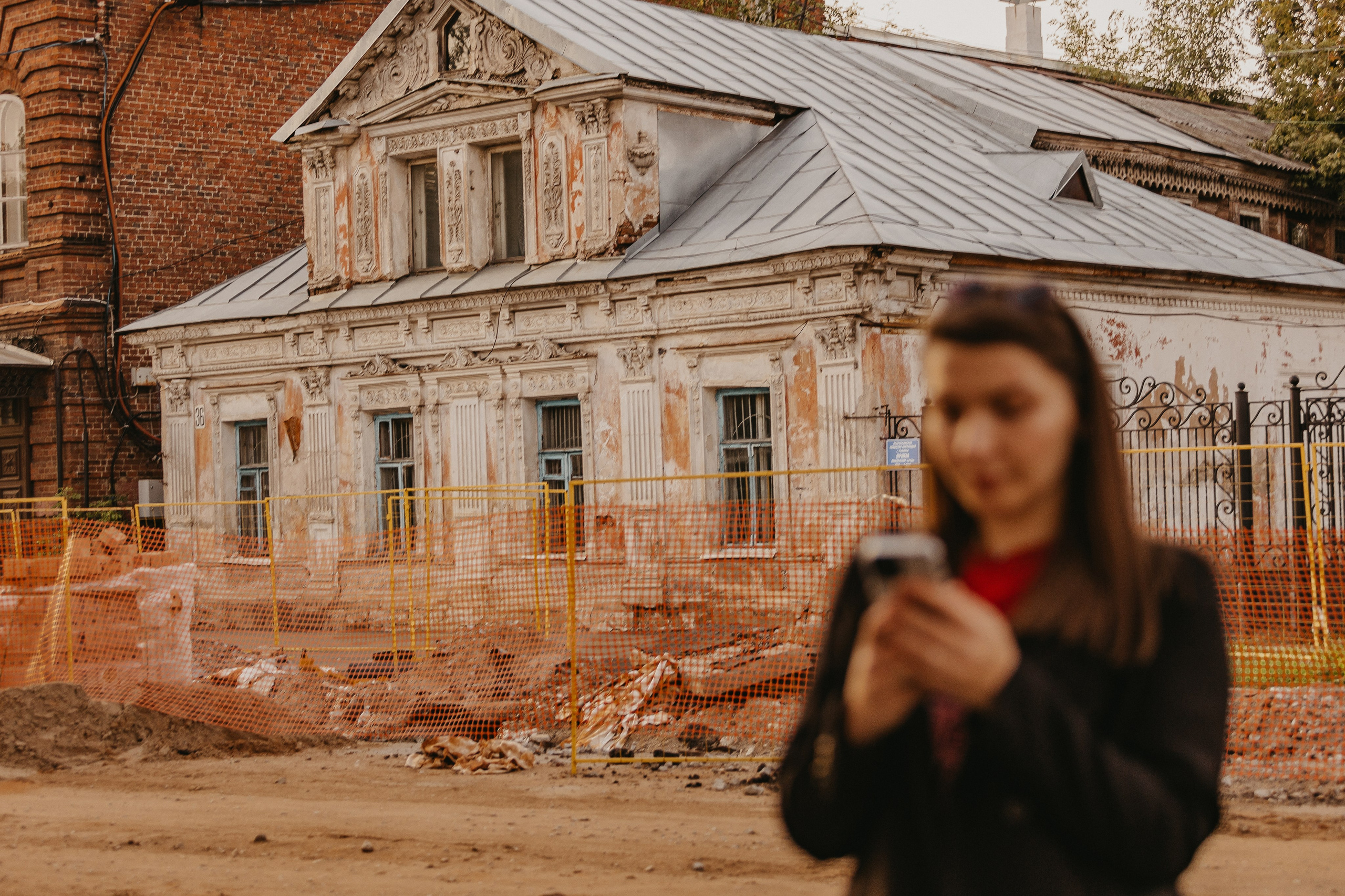 КАРТИНКИ С ВЫСТАВКИ. ФОТОИСТОРИЯ. ПОЙМАТЬ УСКОЛЬЗАЮЩУЮ КРАСОТУ