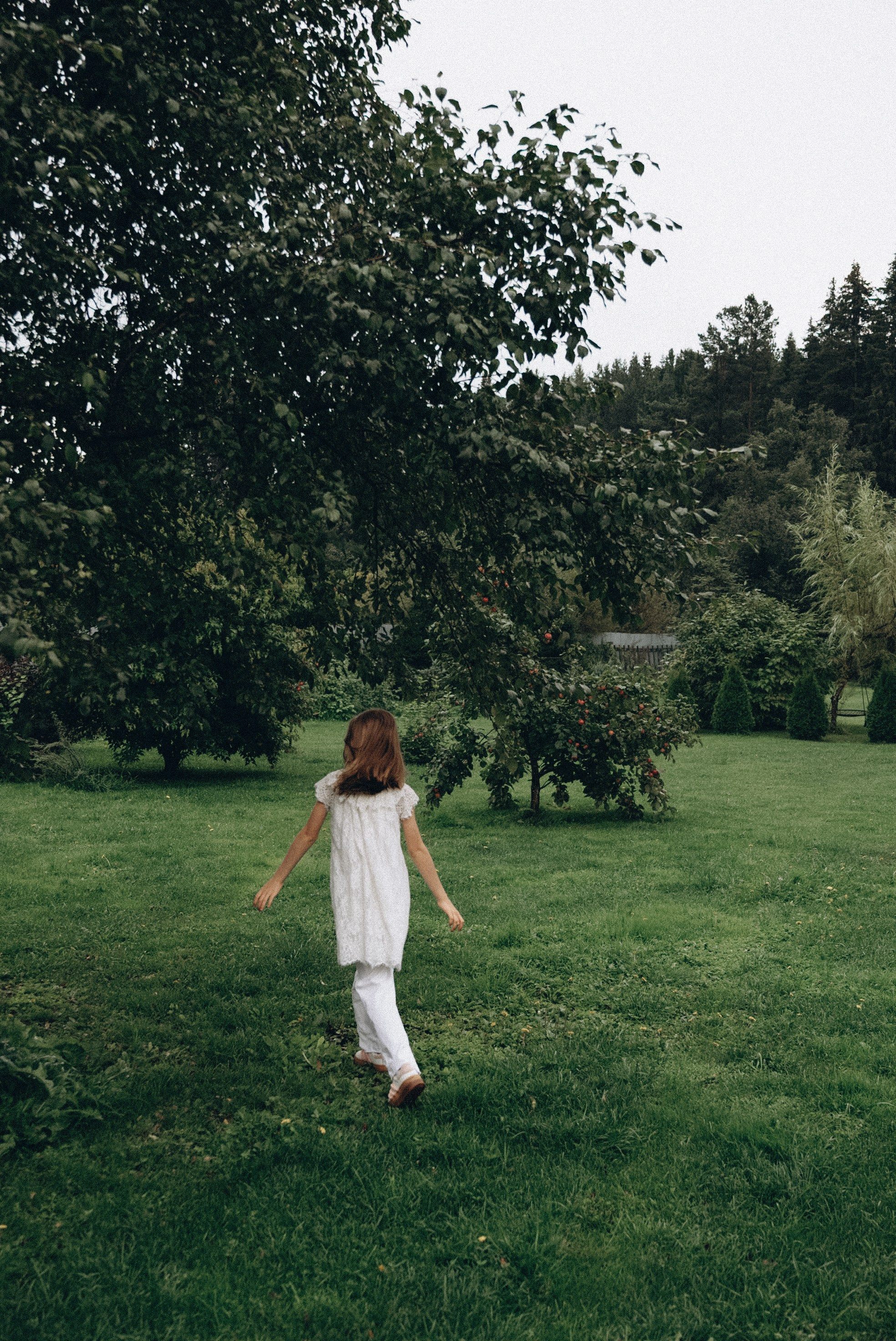 День рождения в летнем саду. Семейный свадебный фотограф Екатеринбург Первоуральск Шарнина Алёна