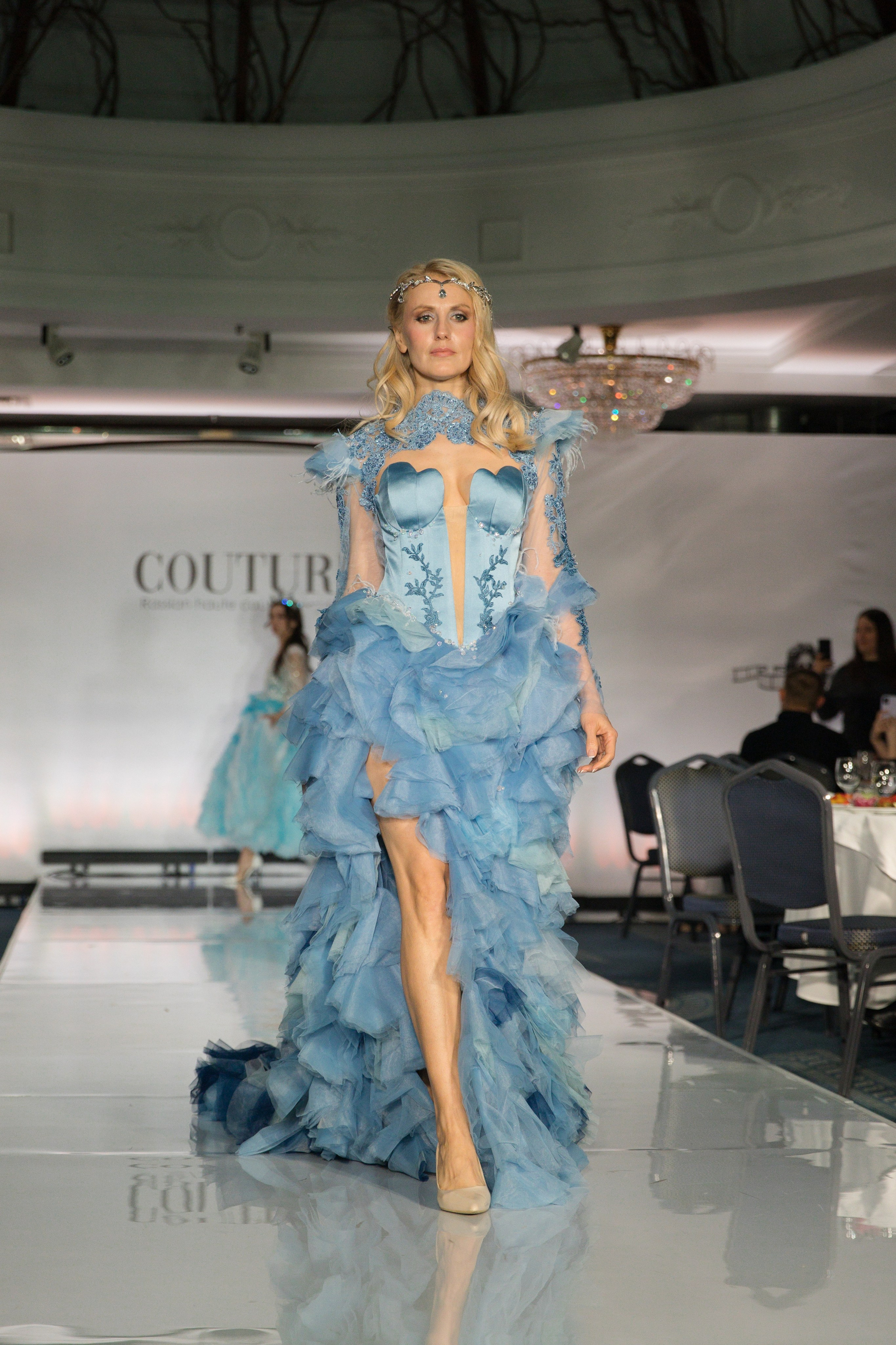 Репортаж показа «Кутюр по-русски». Фотограф в Санкт-Петербурге Вагнер Юлия