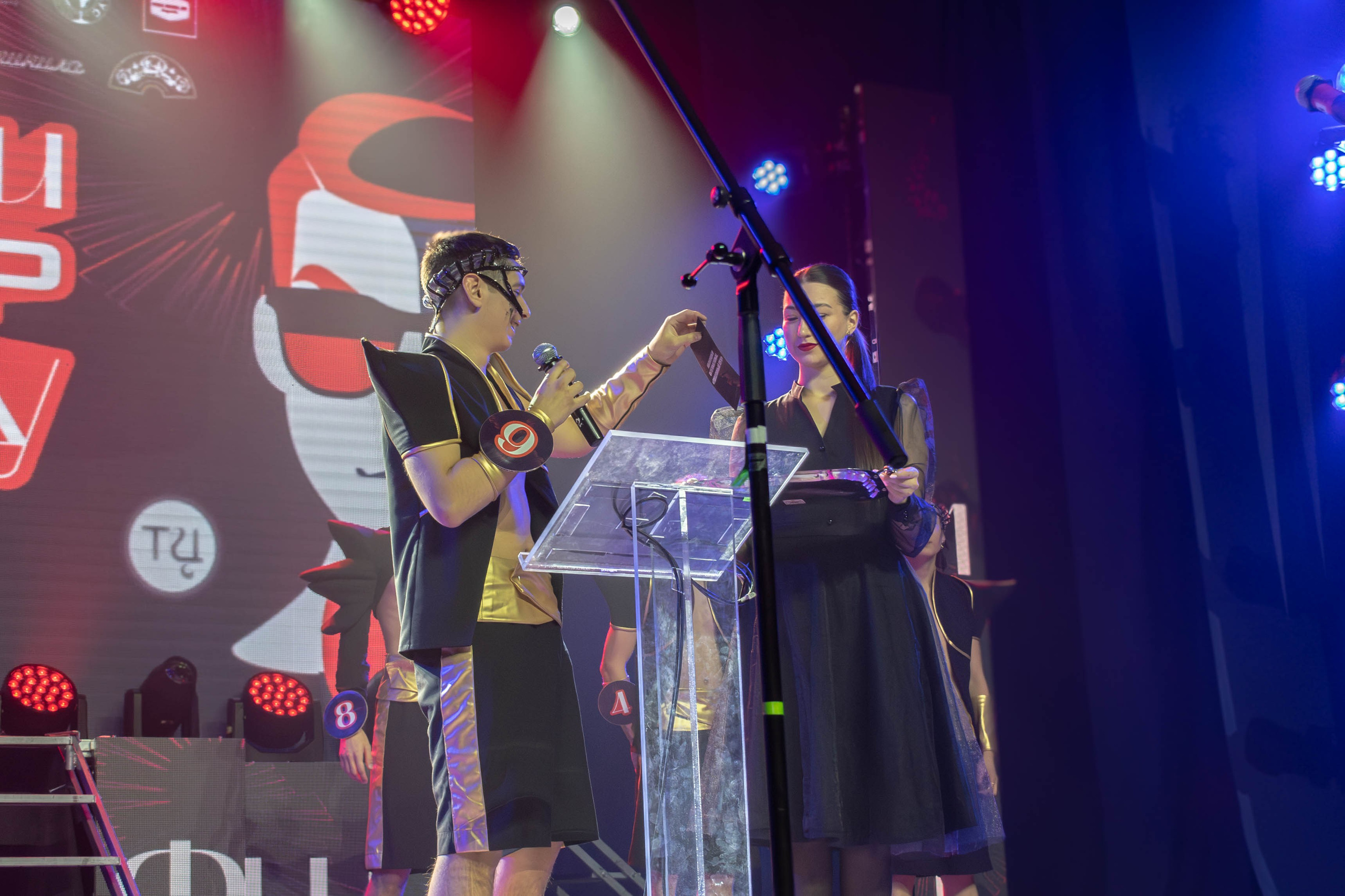 Мисс и Мистер ДВФУ 2024. Репортажный фотограф во Владивостоке Анастасия Кострова