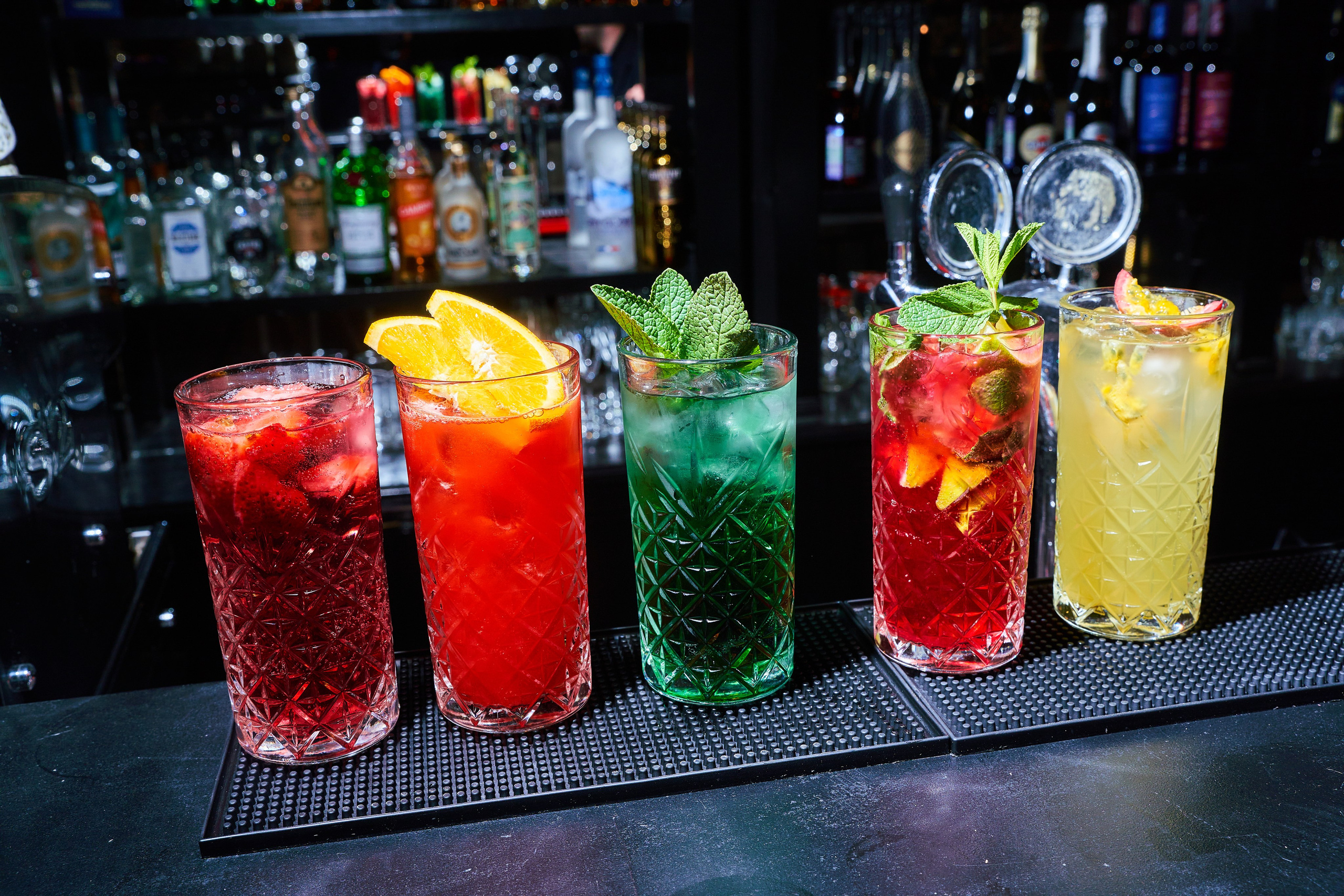 Предметная и фудсъёмка в Москве. Фото для маркетплейсов. Фотограф Петр Анисимов