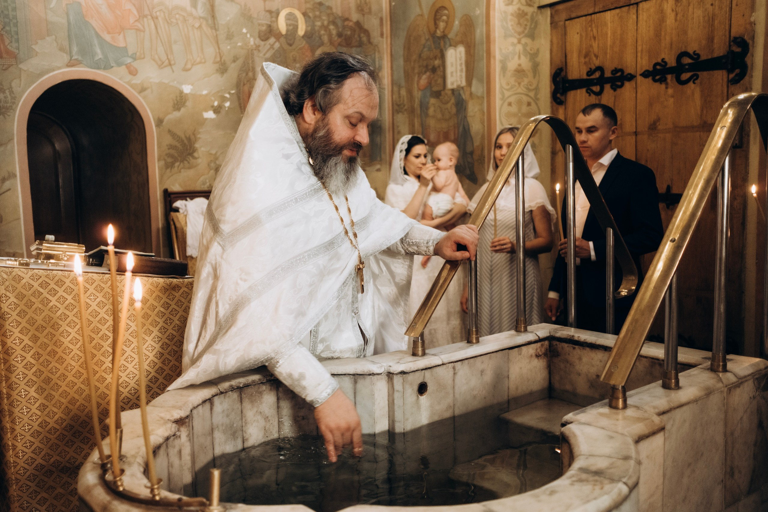 Крещение в храме Казанской Иконы Божьей Матери. Главная