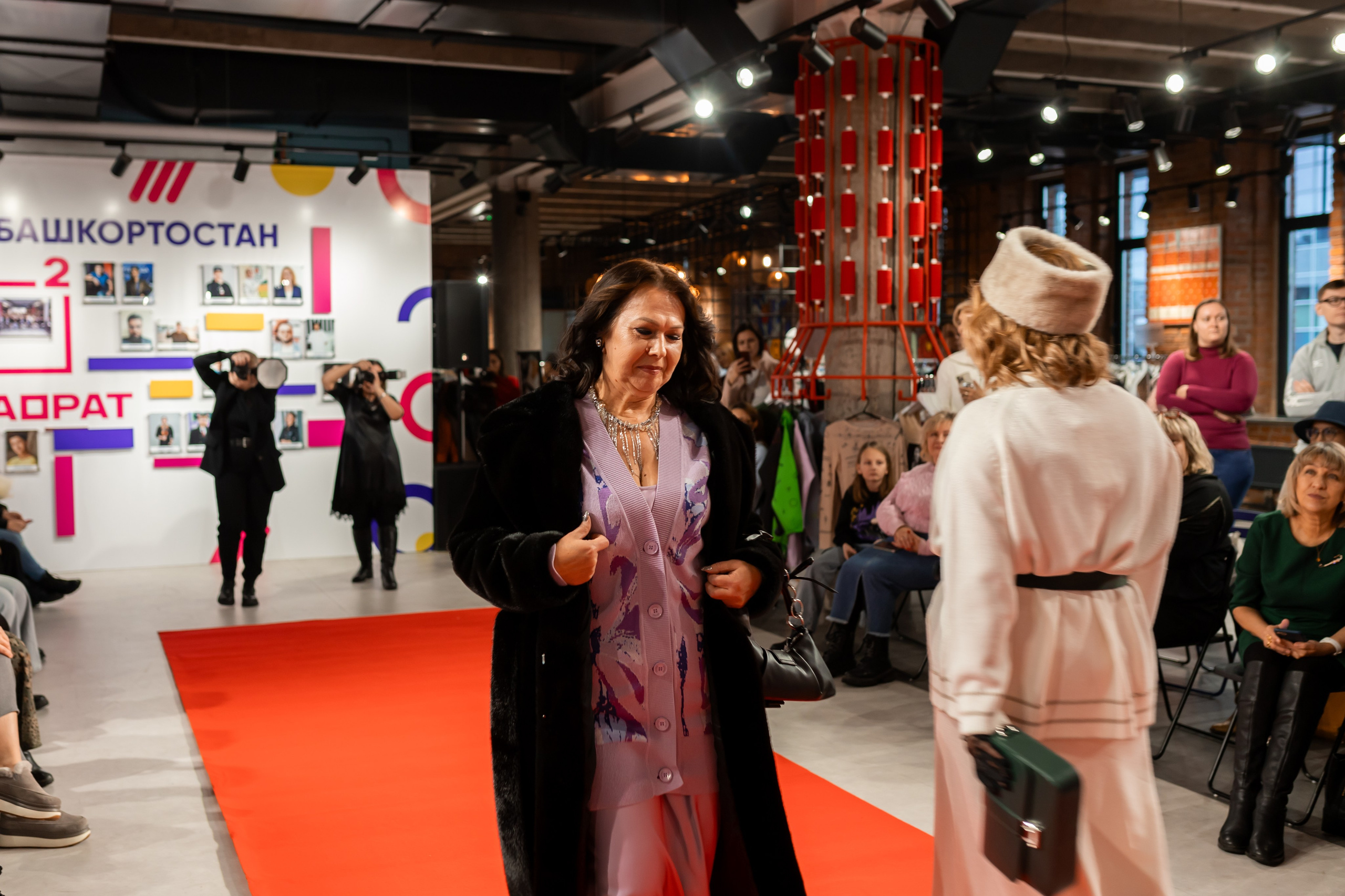 Показ проекта Super woman. Марина Шаймухаметова. Фотограф в Уфе