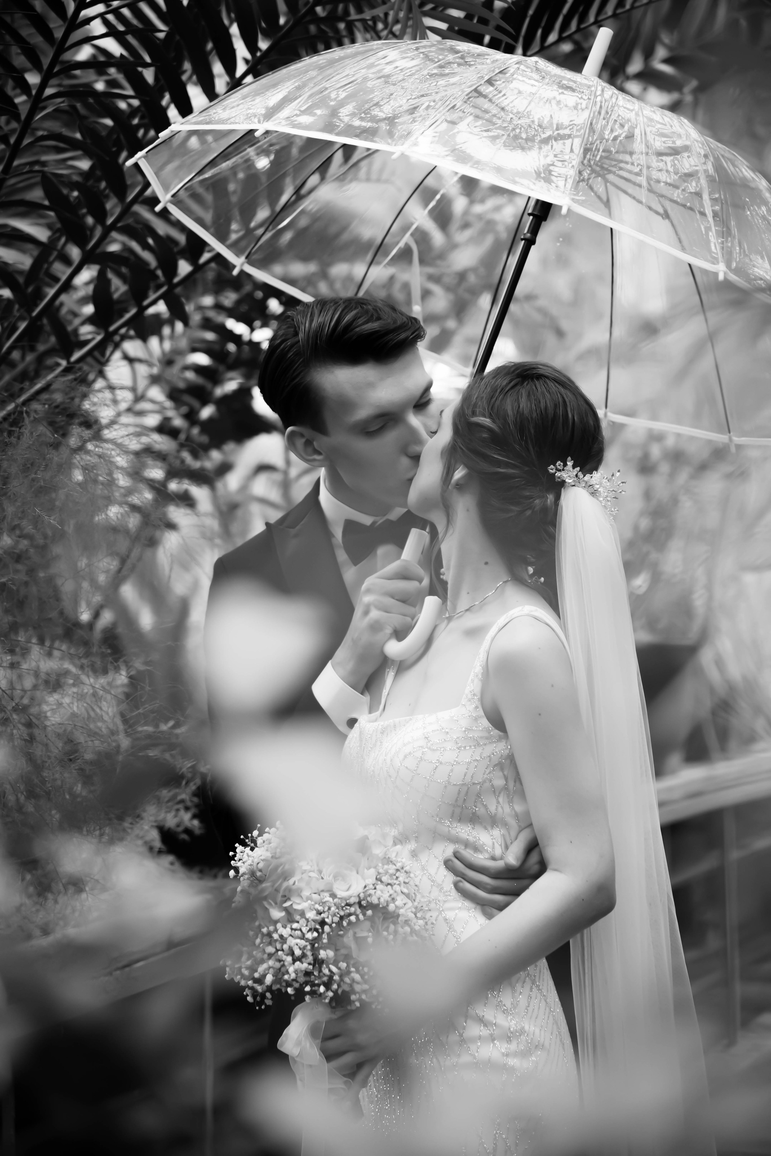 Свадебная фотосессия в Ботаническом саду. Свадебный фотограф Вера Климова